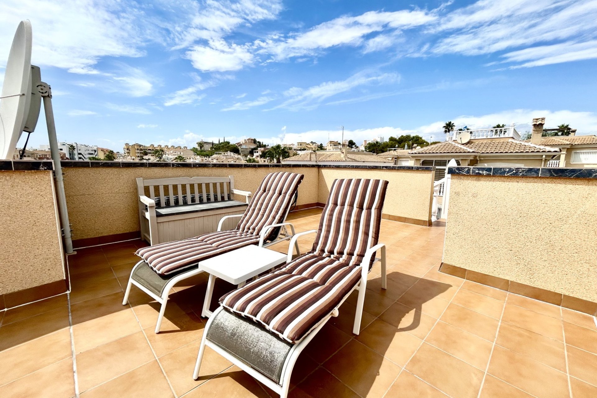 Revente - Villa -
Villamartin - Costa Blanca