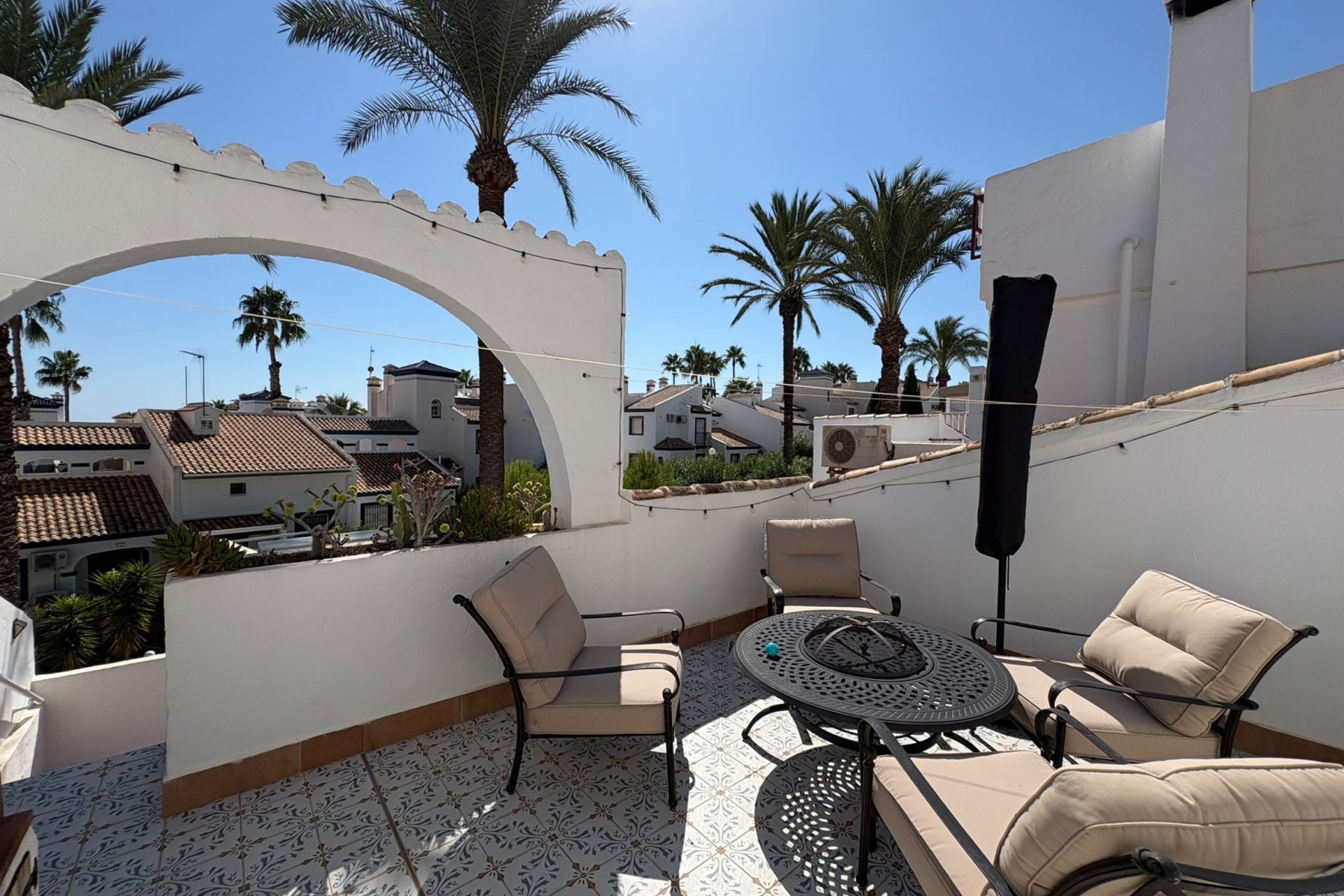 Revente - Villa -
Villamartin - Costa Blanca