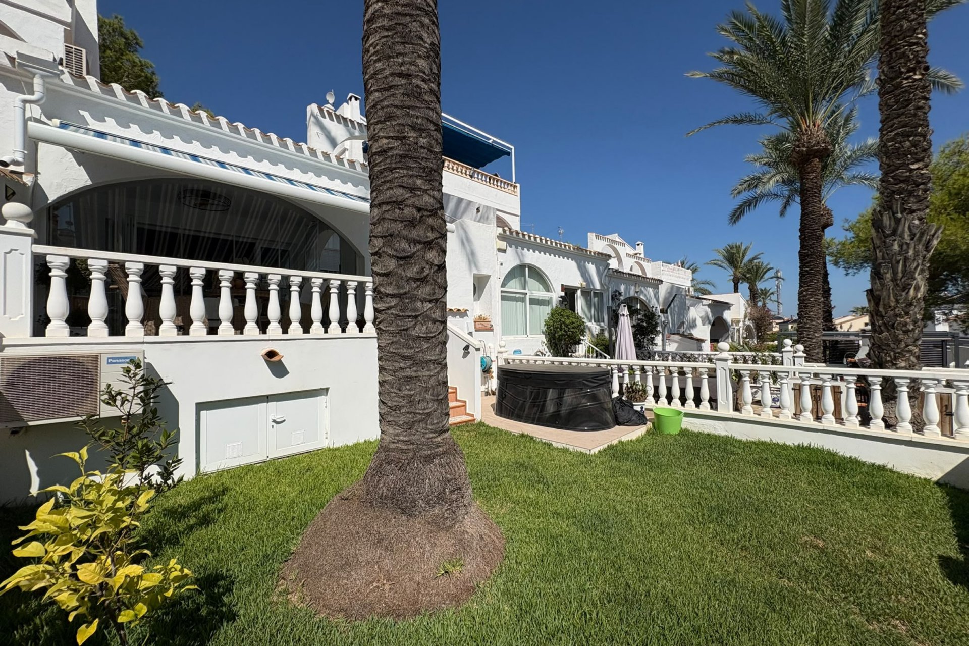 Revente - Villa -
Villamartin - Costa Blanca