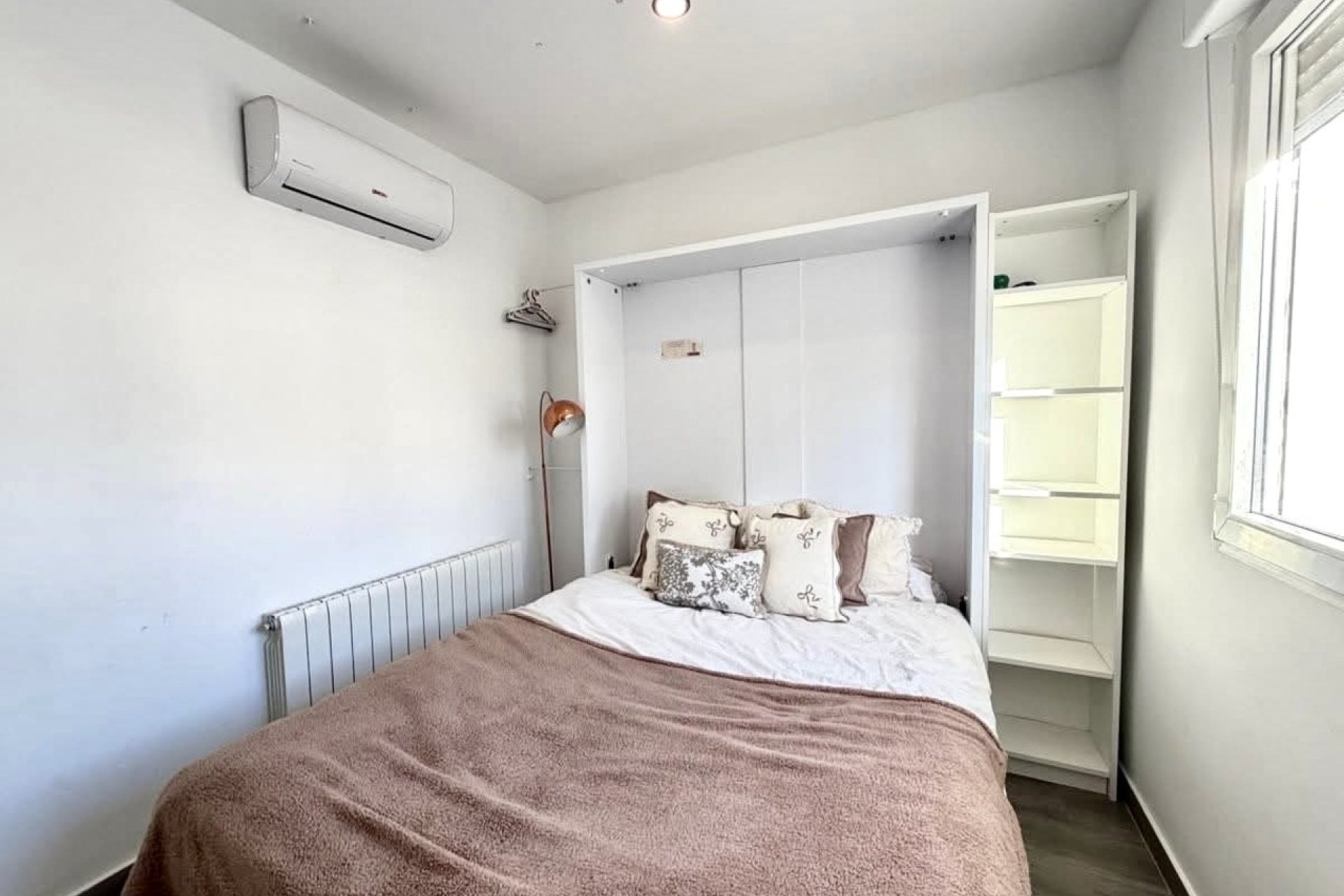 Revente - Villa -
Villamartin - Costa Blanca
