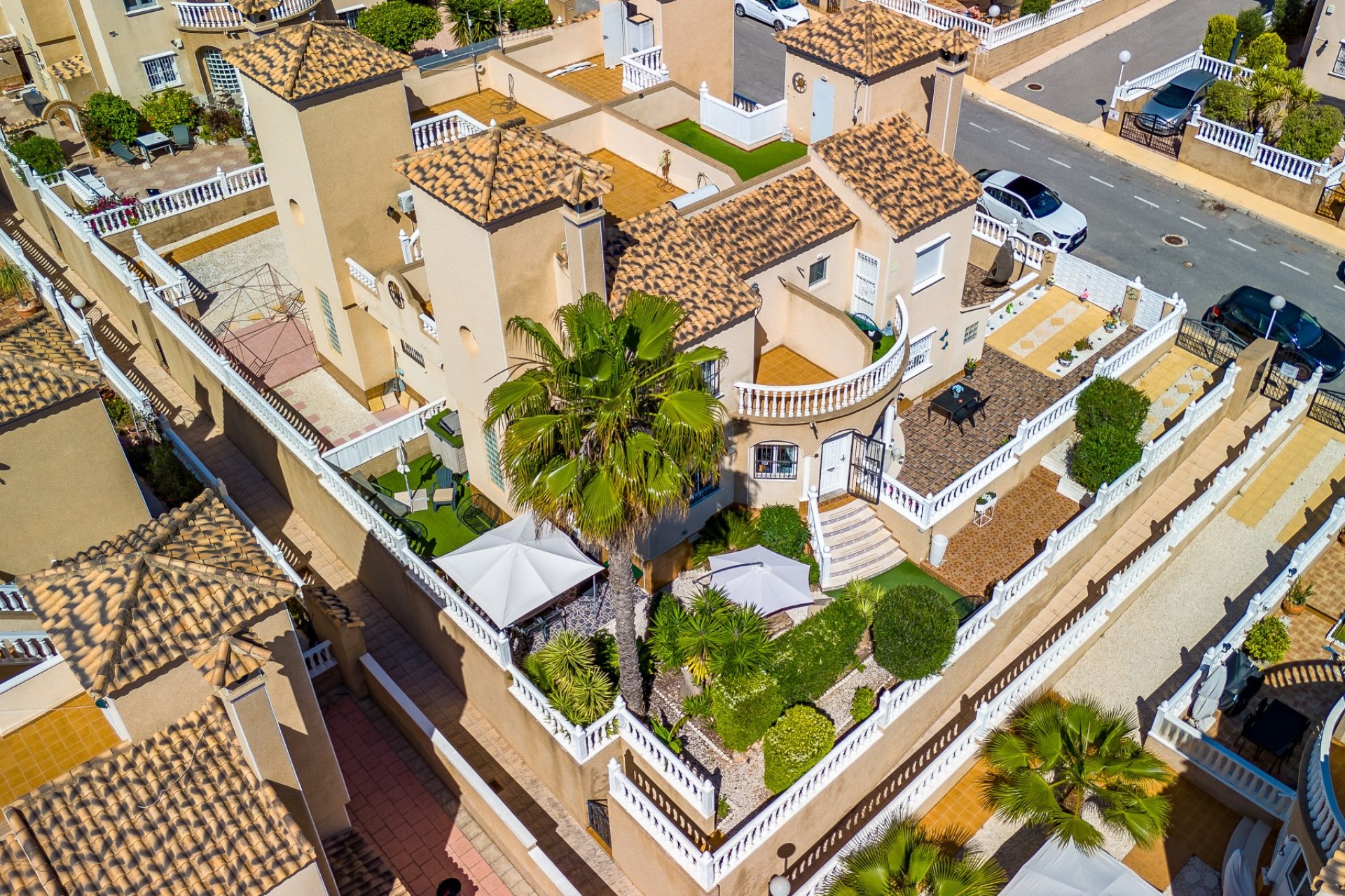 Revente - Villa -
Villamartin - Costa Blanca
