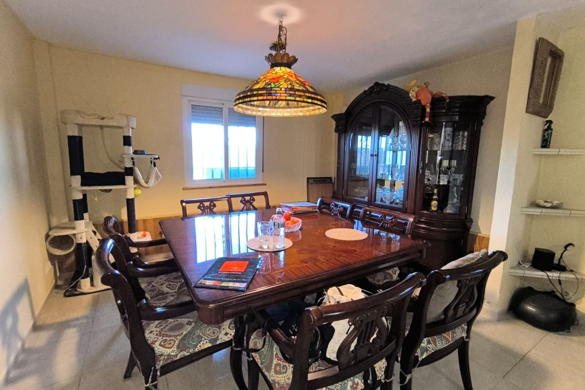 Revente - Villa -
Villena - Inland