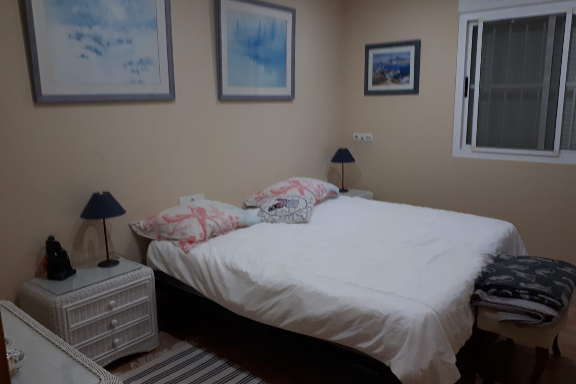 Revente - Villa -
Villena - Inland