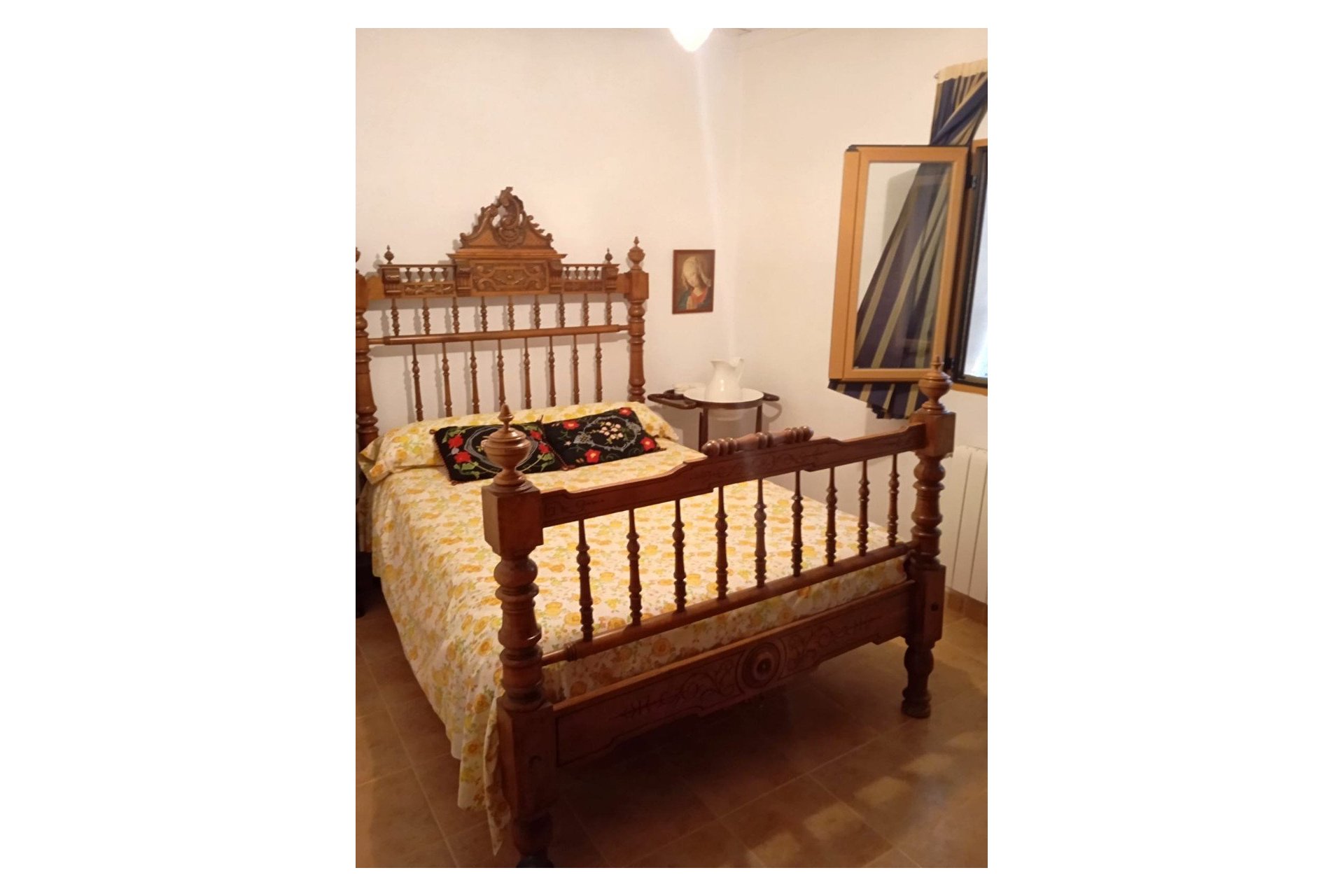Revente - Villa -
Yecla - Inland