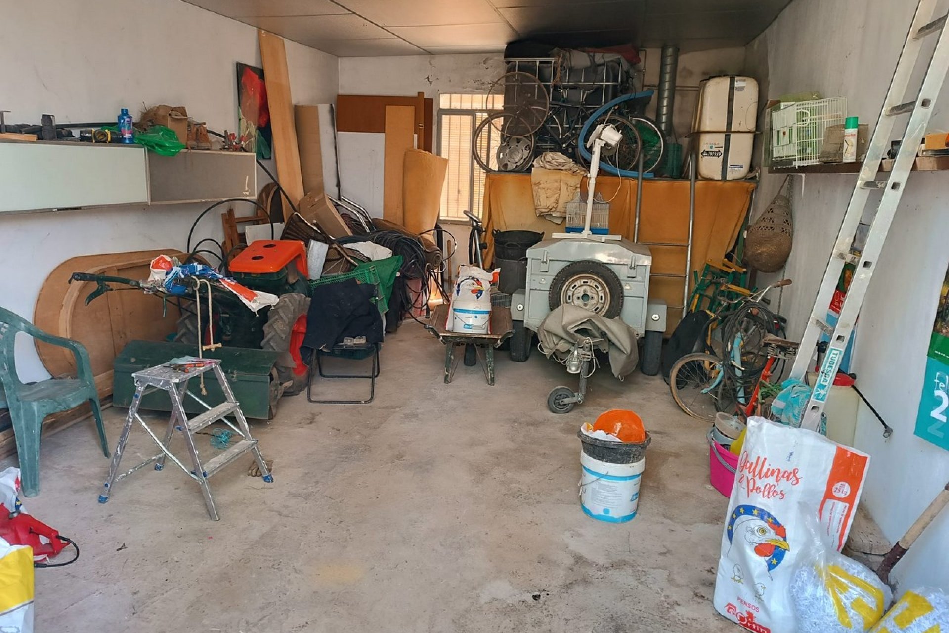 Revente - Villa -
Yecla - Inland
