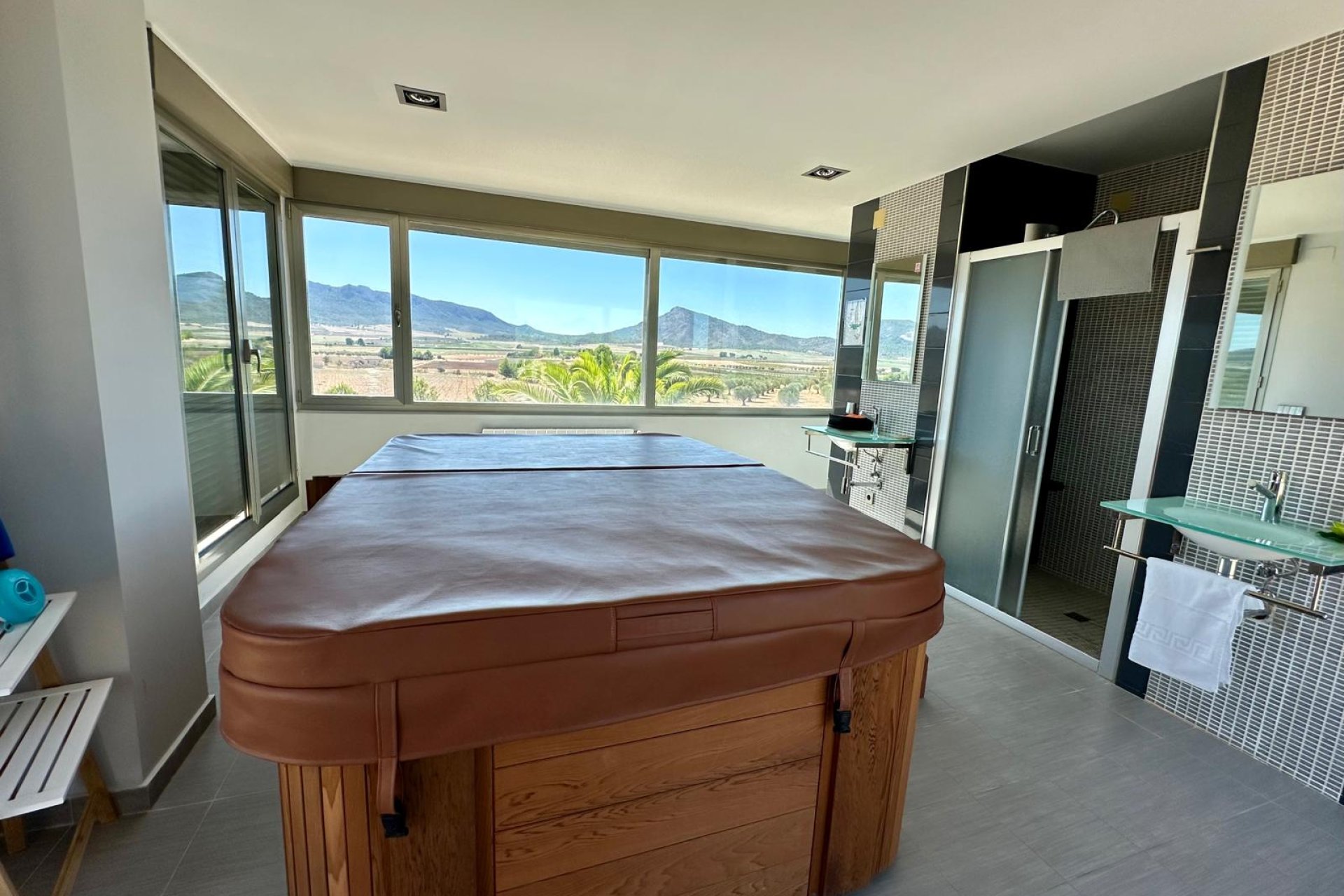Revente - Villa -
Yecla - Inland