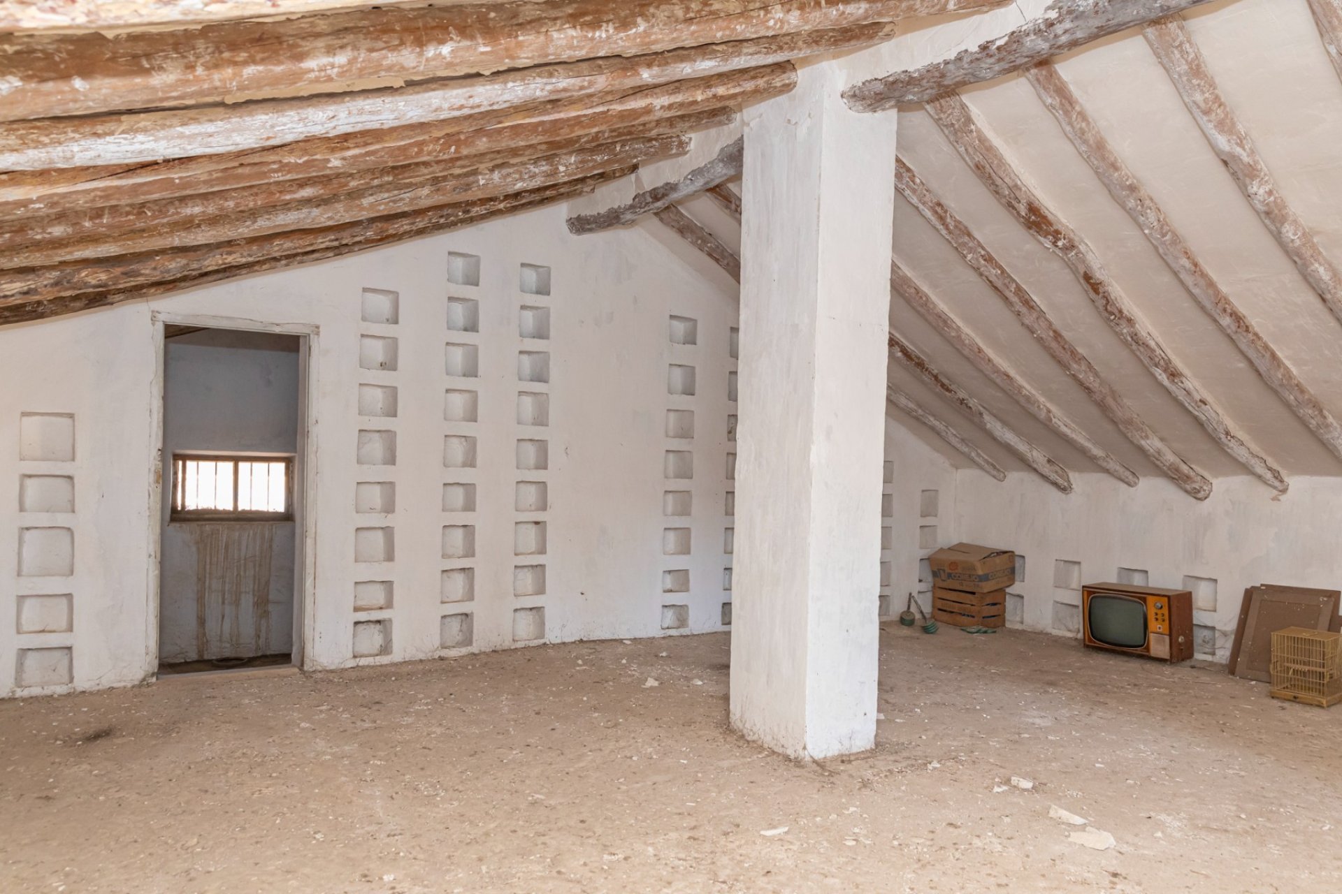 Revente - Villa -
Yecla - Inland