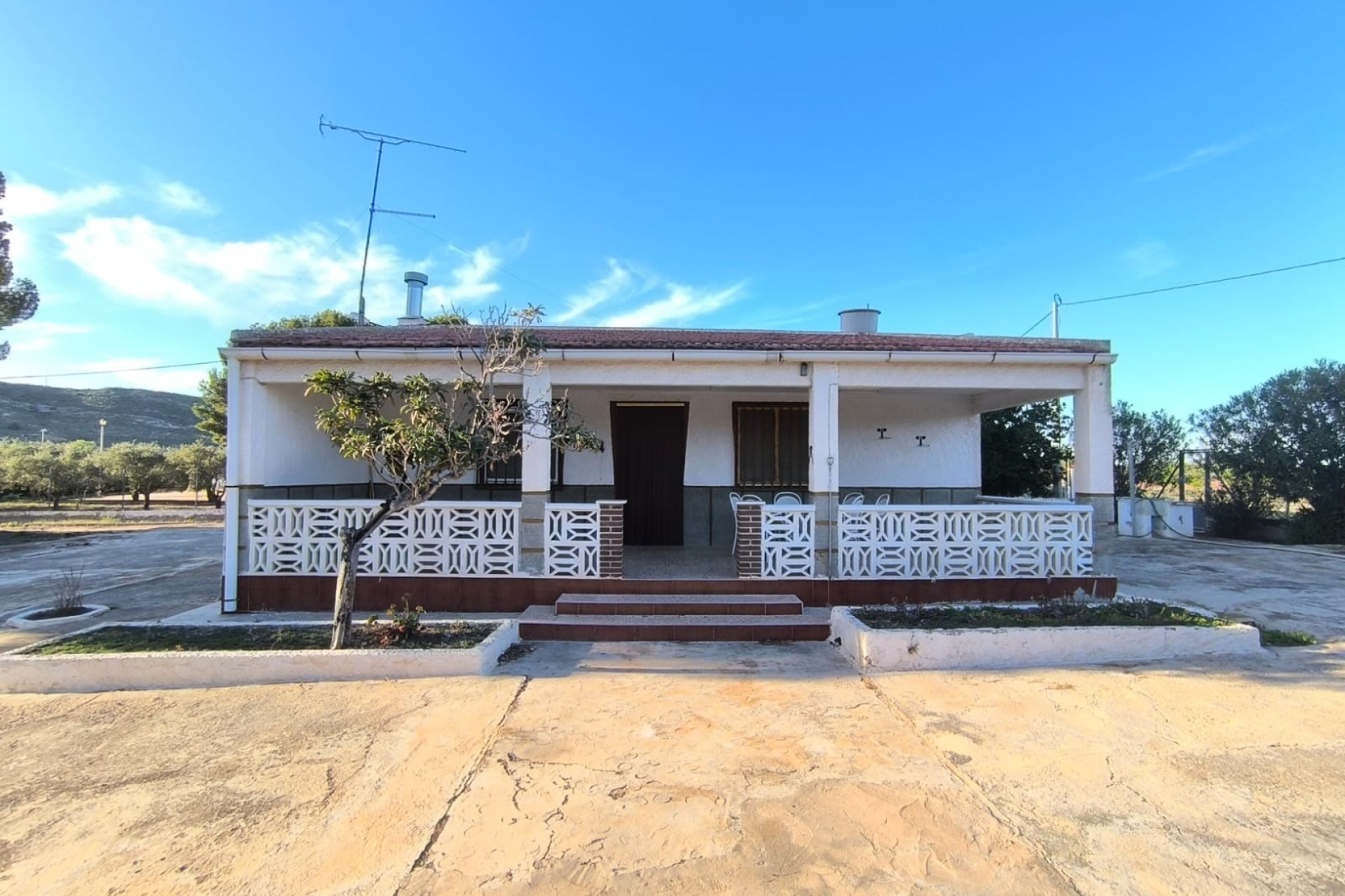 Revente - Villa -
Yecla - Inland