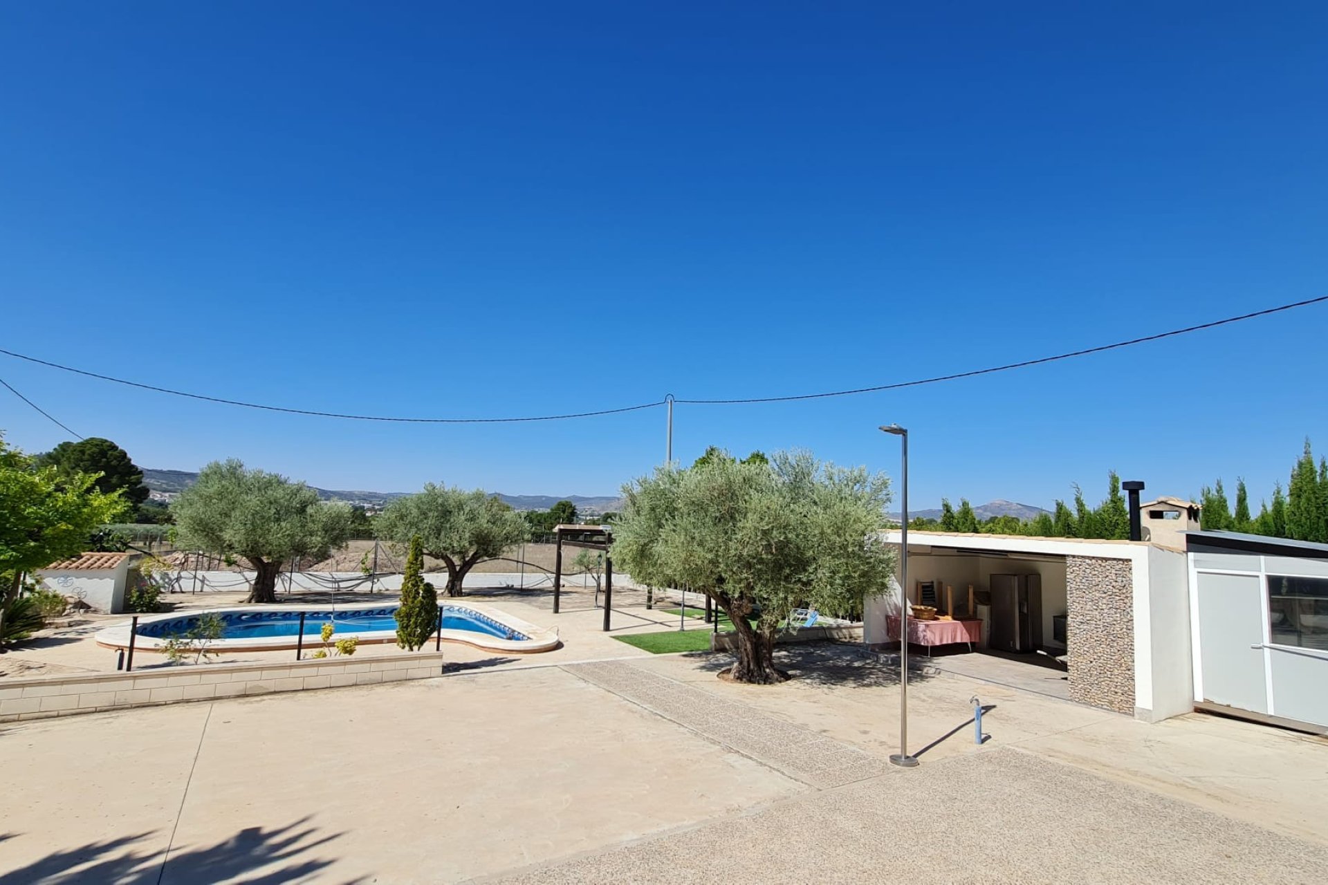 Revente - Villa -
Yecla - Inland