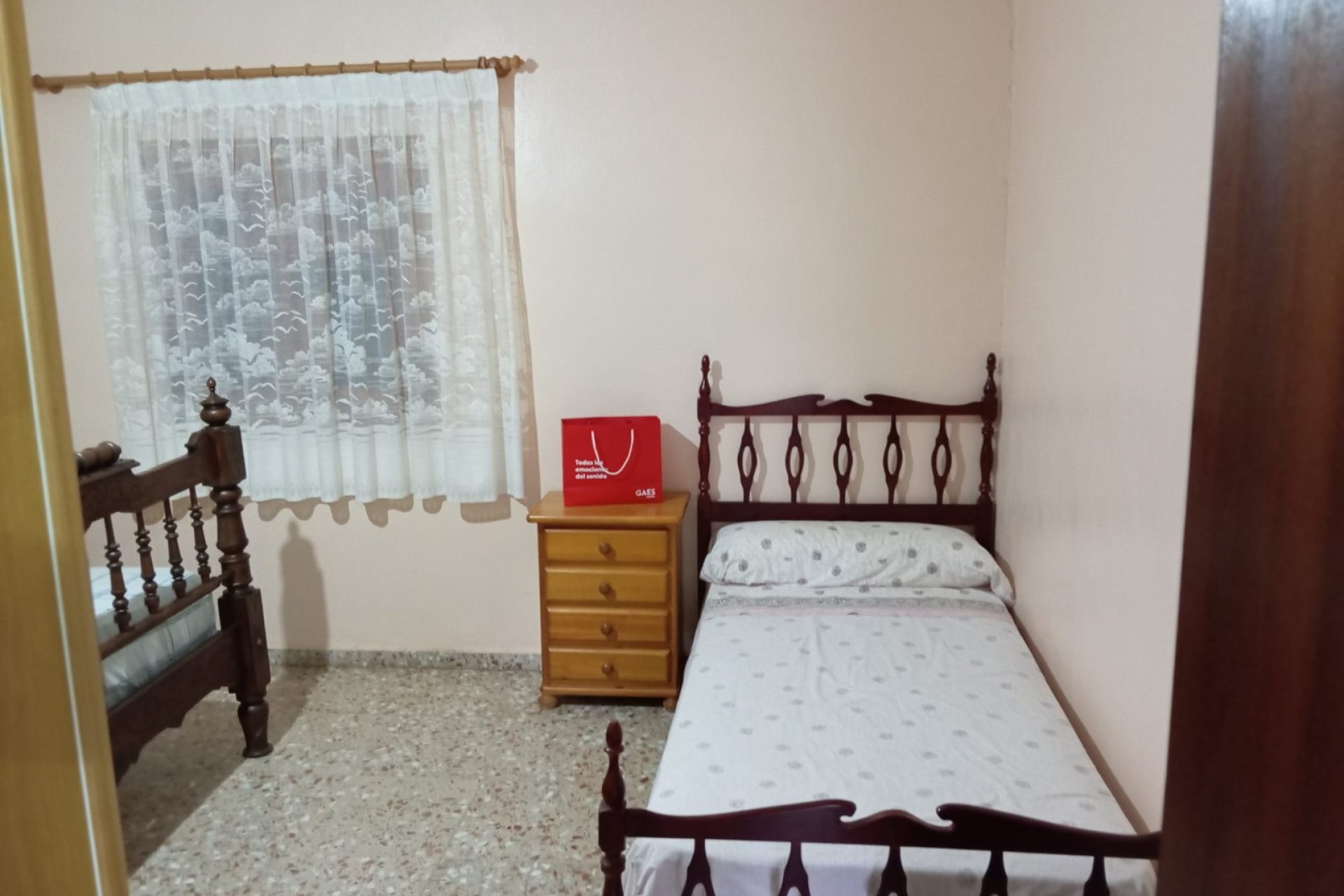 Revente - Villa -
Yecla - Inland
