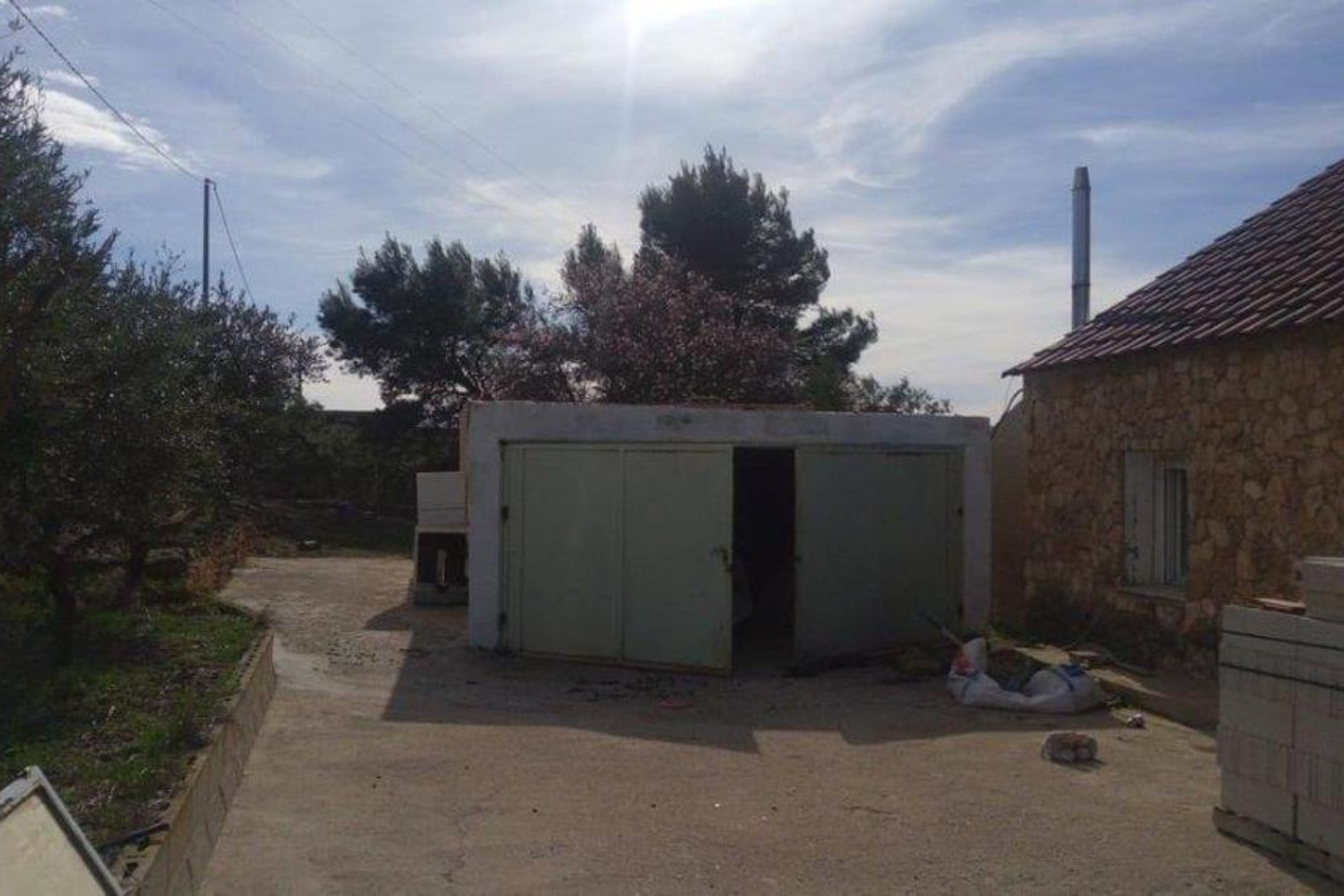Revente - Villa -
Yecla - Inland