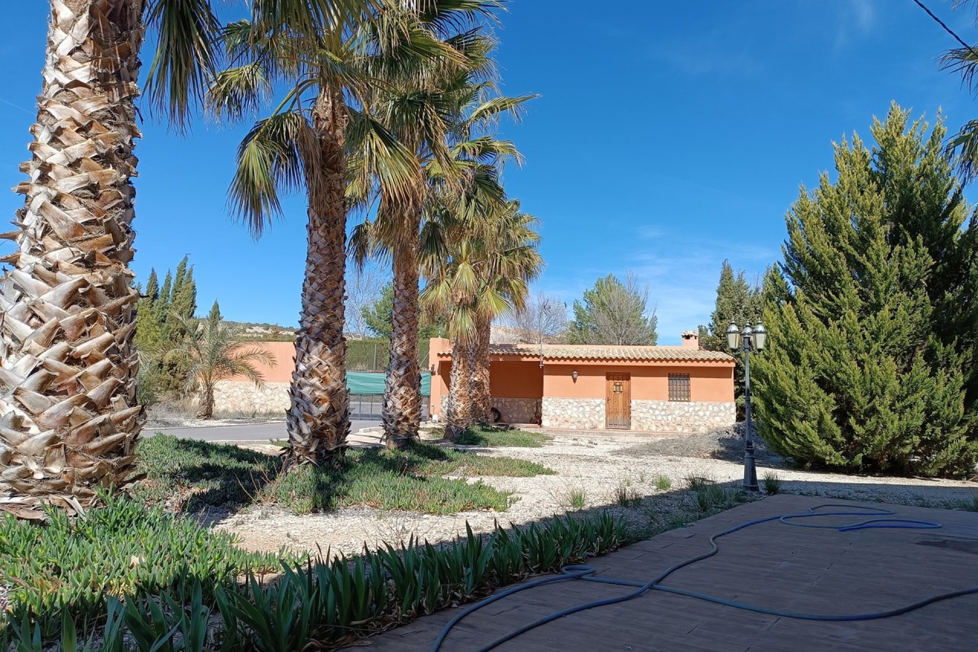 Revente - Villa -
Yecla - Inland