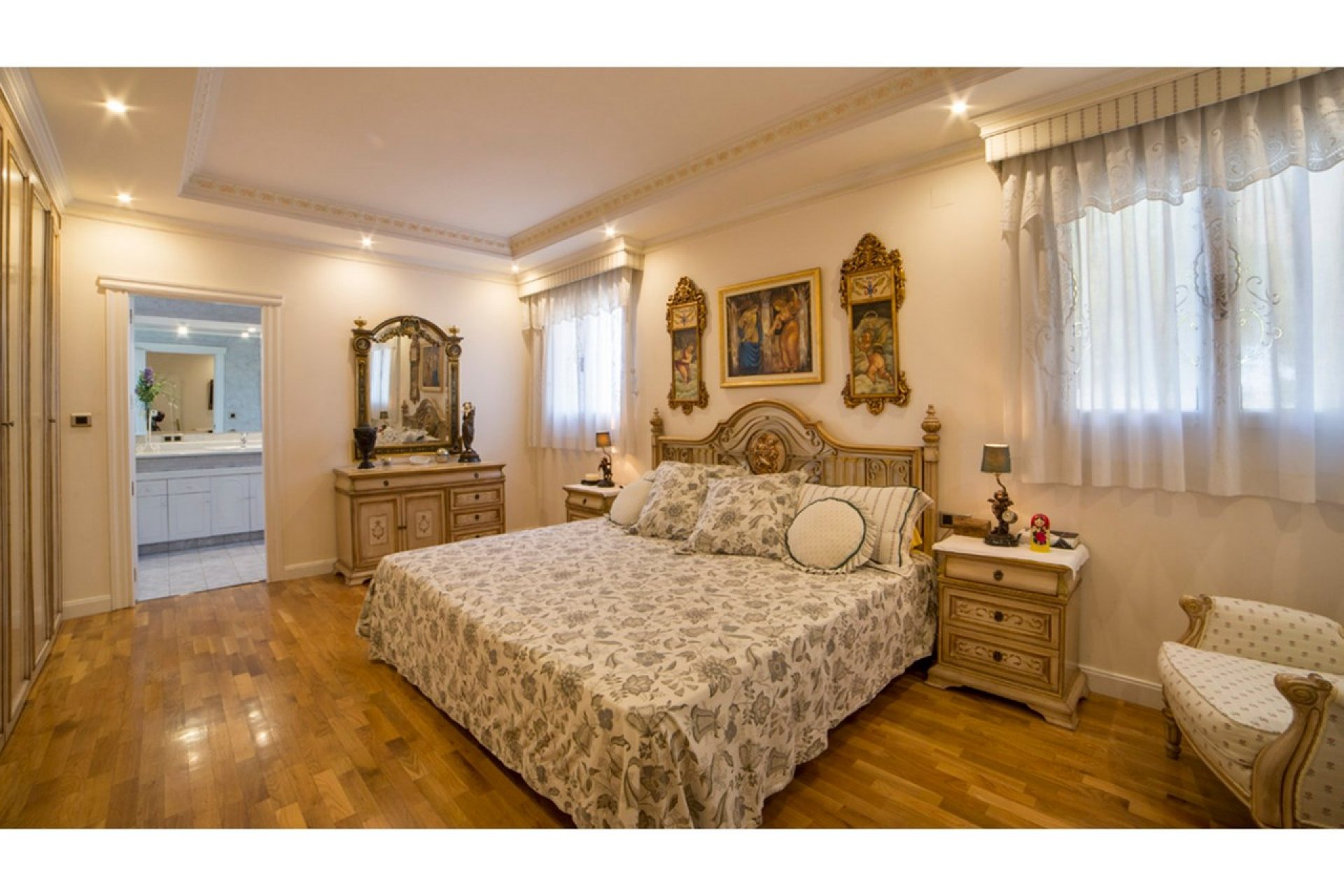 Revente - Villa -
Yecla - Inland