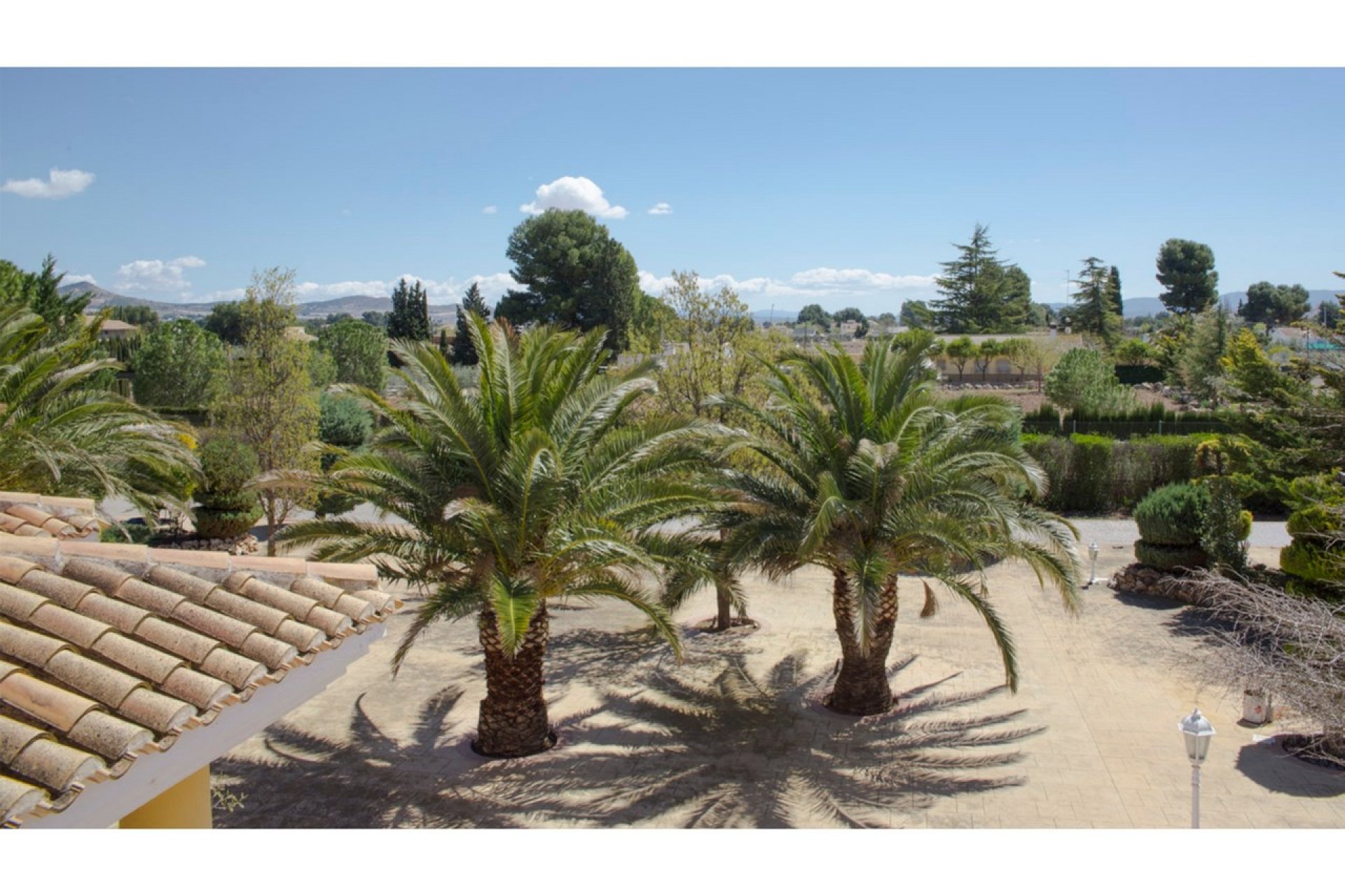 Revente - Villa -
Yecla - Inland