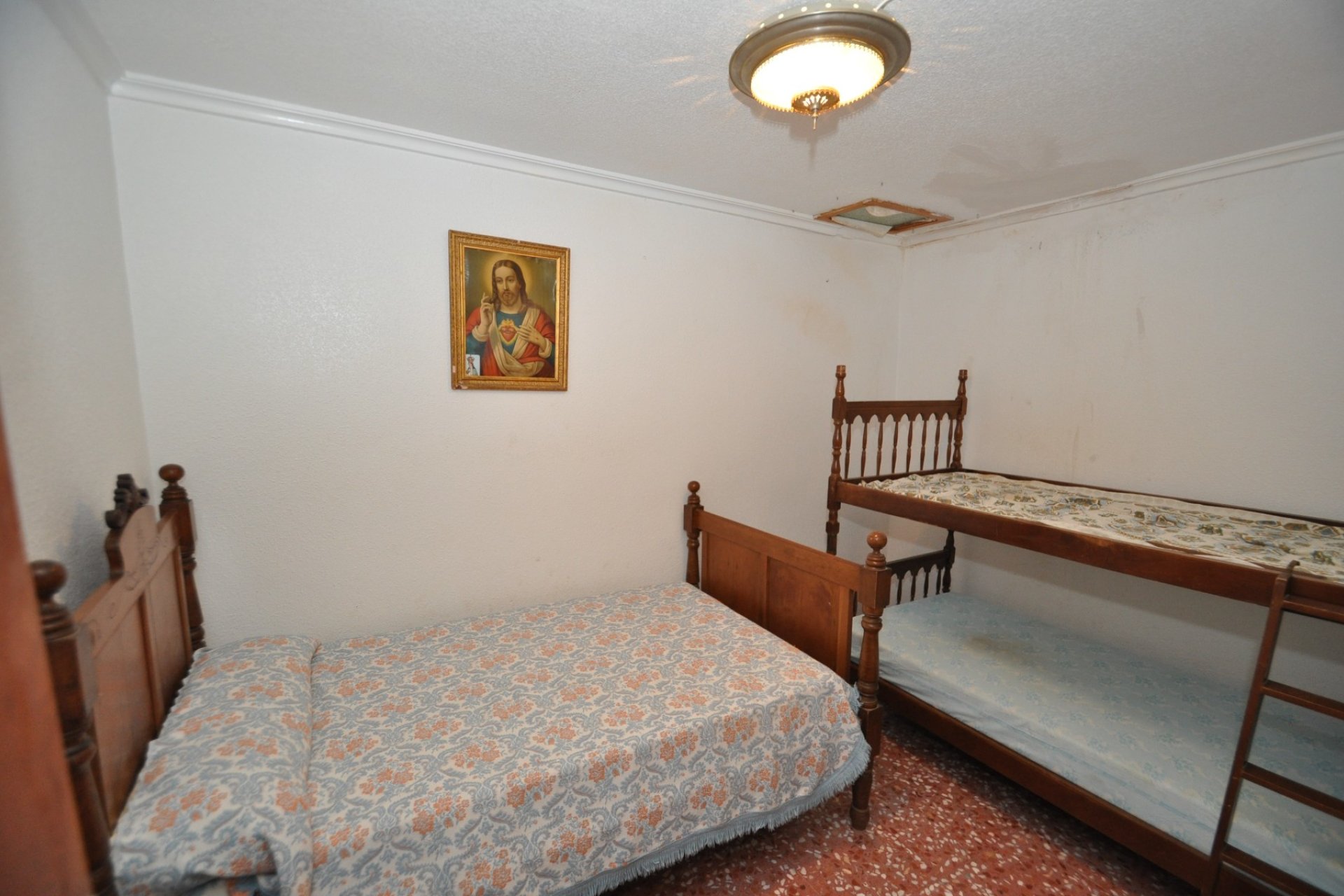 Revente - Villa -
Yecla - Inland