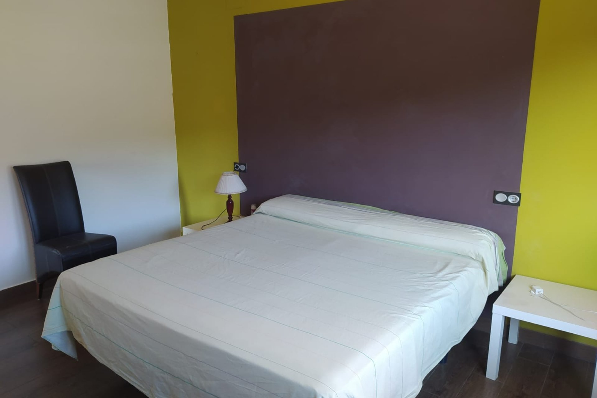 Revente - Villa -
Yecla - Inland