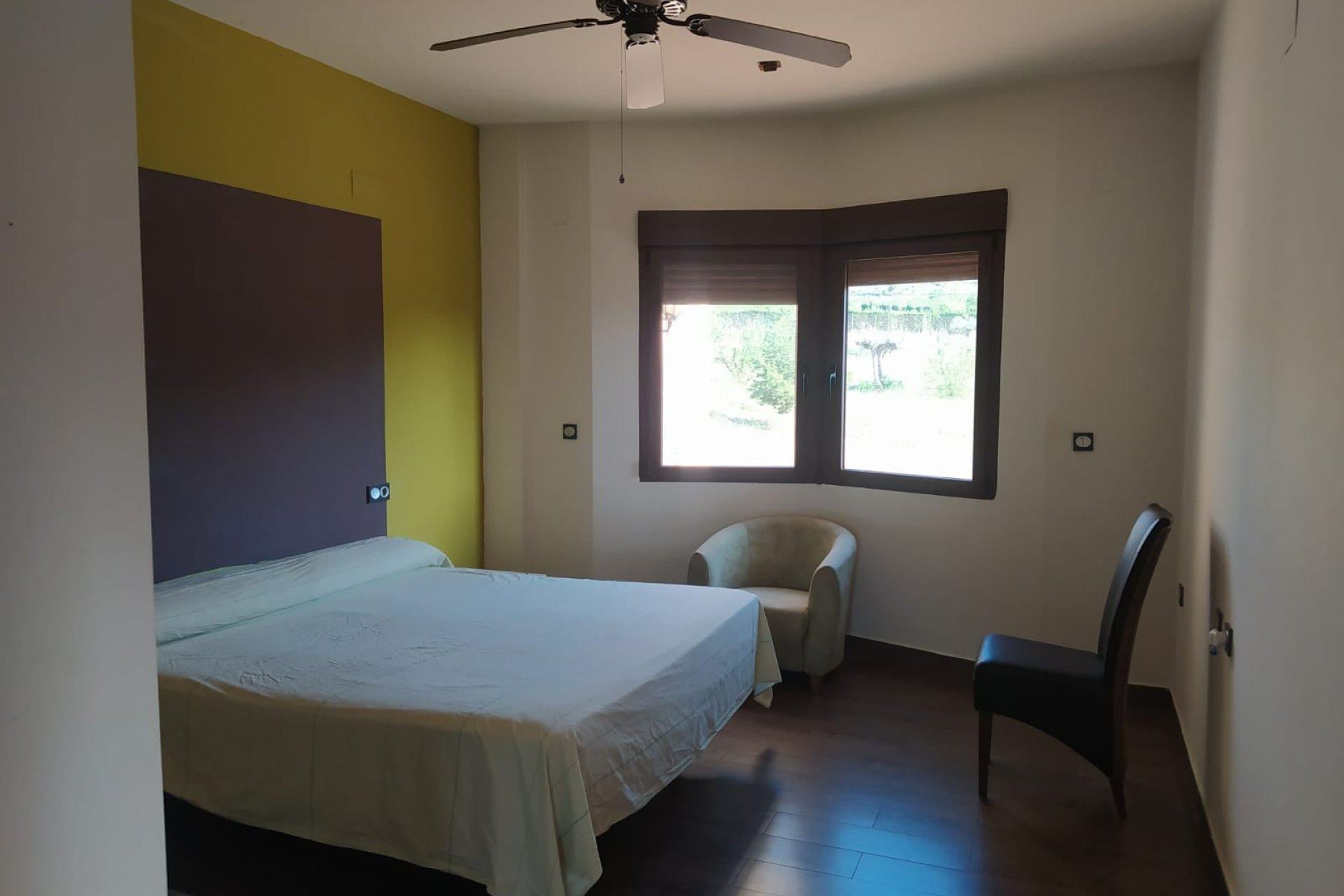 Revente - Villa -
Yecla - Inland