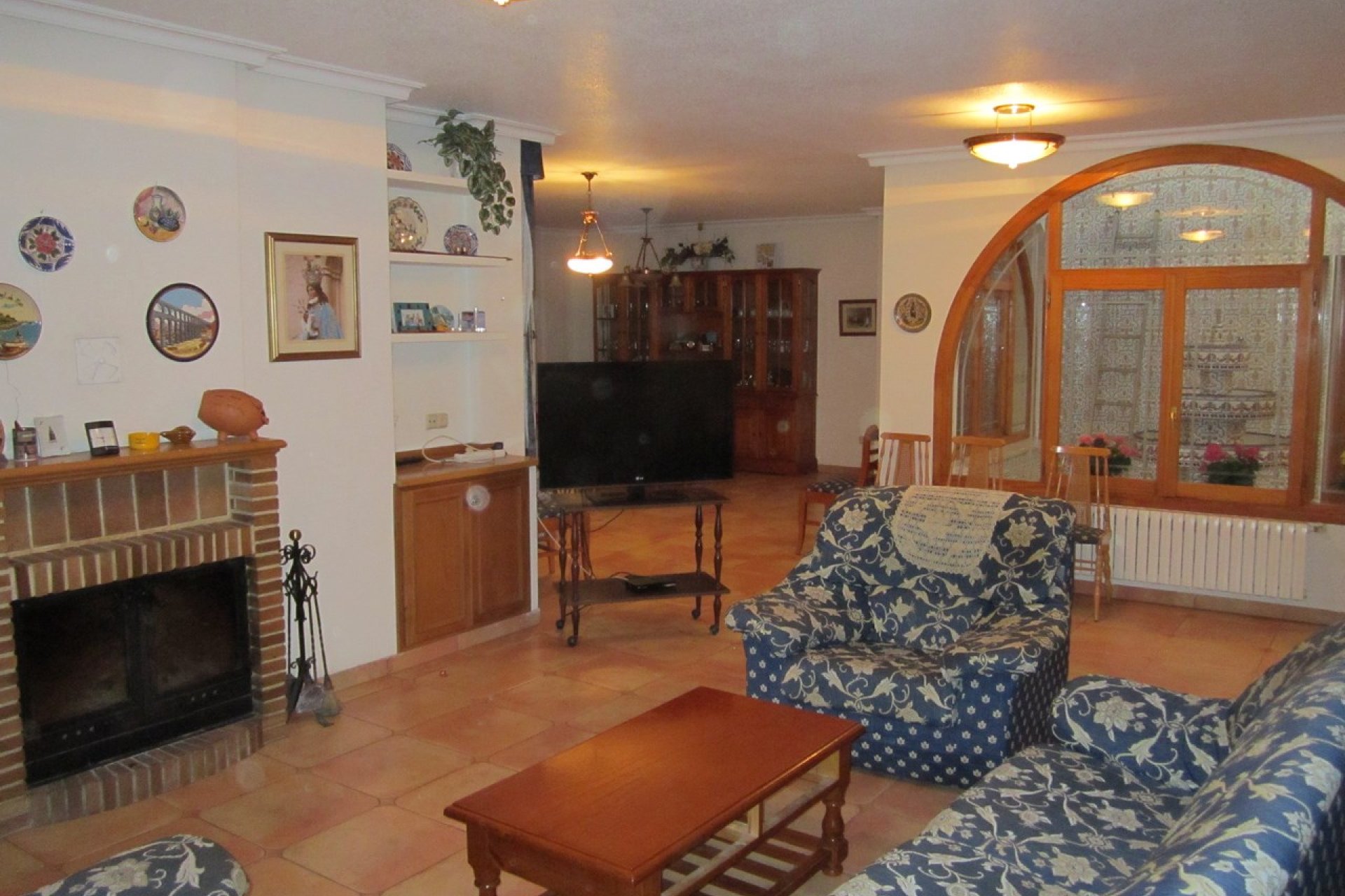 Revente - Villa -
Yecla - Inland