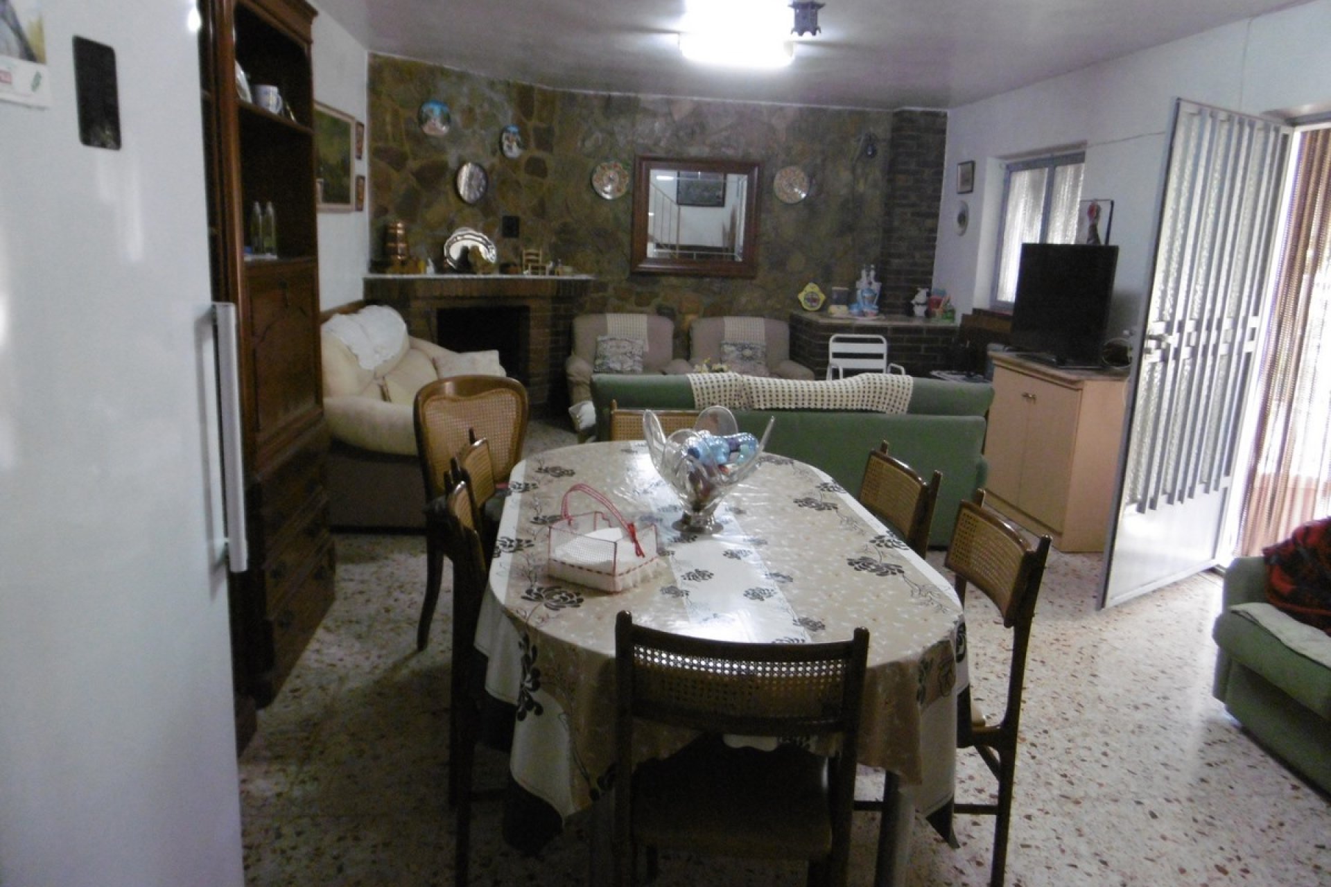 Revente - Villa -
Yecla - Inland