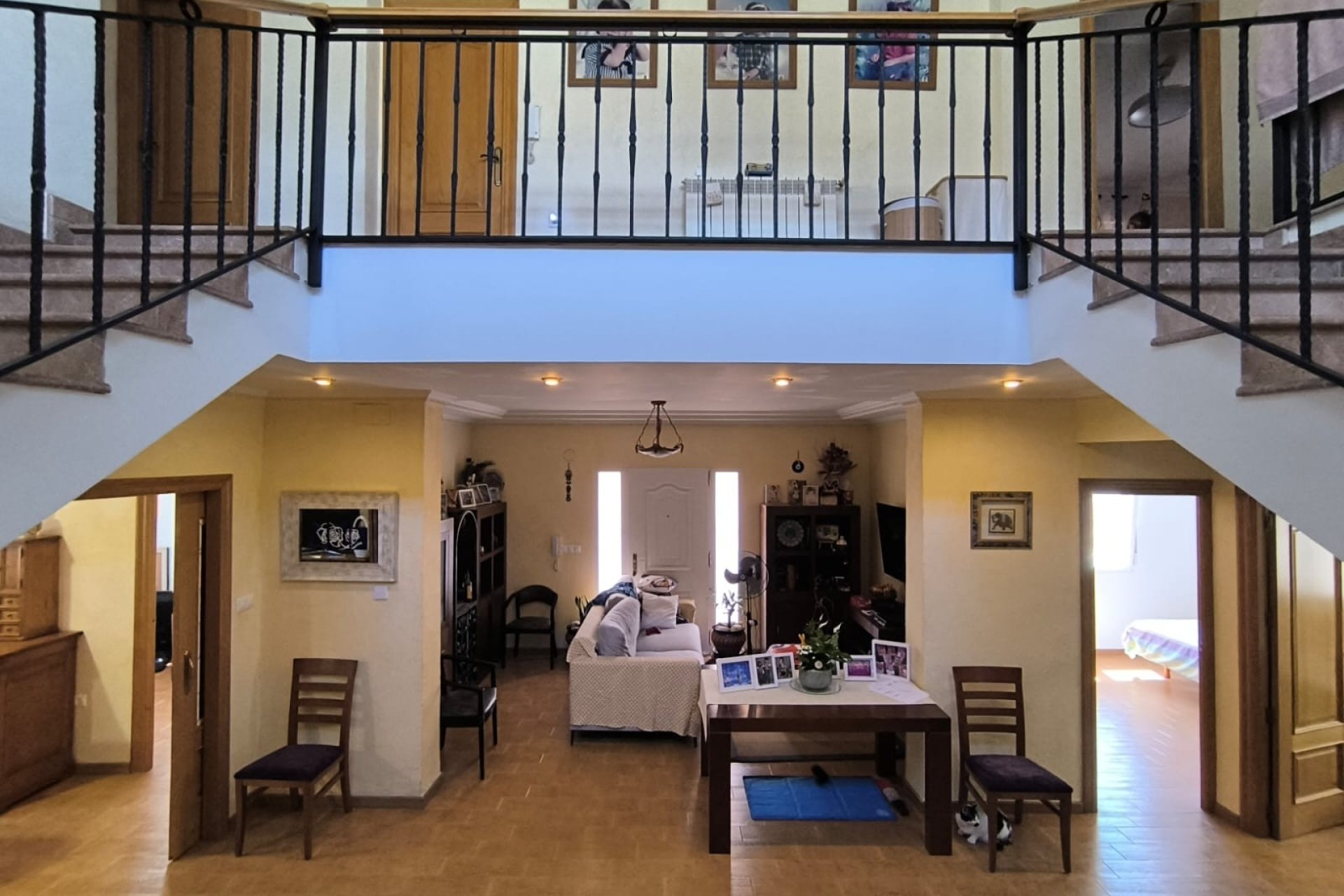 Revente - Villa -
Yecla - Inland