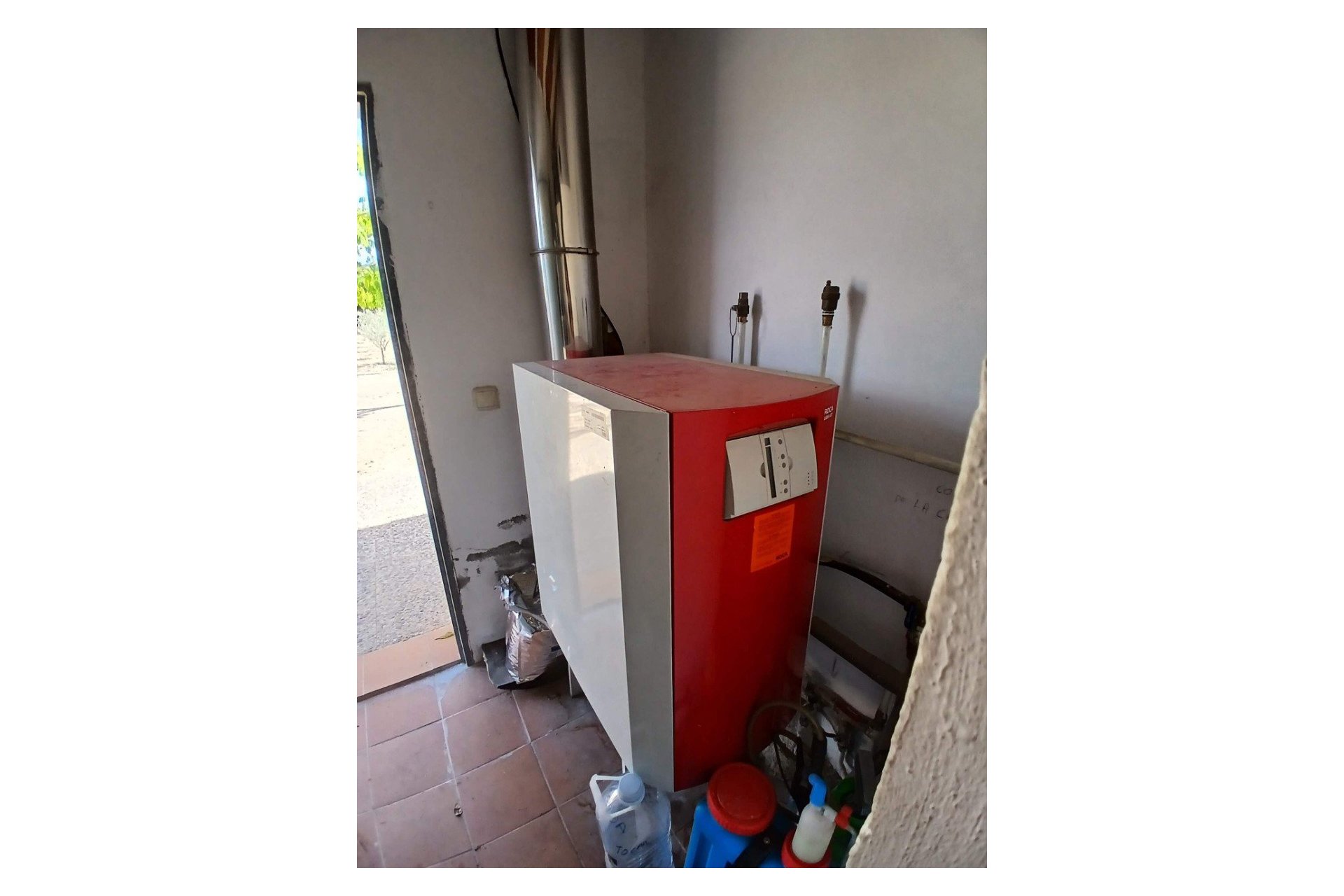 Revente - Villa -
Yecla - Inland