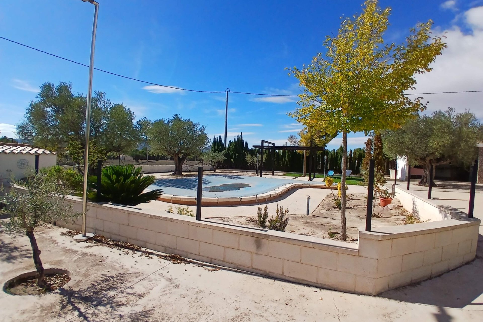 Revente - Villa -
Yecla - Inland