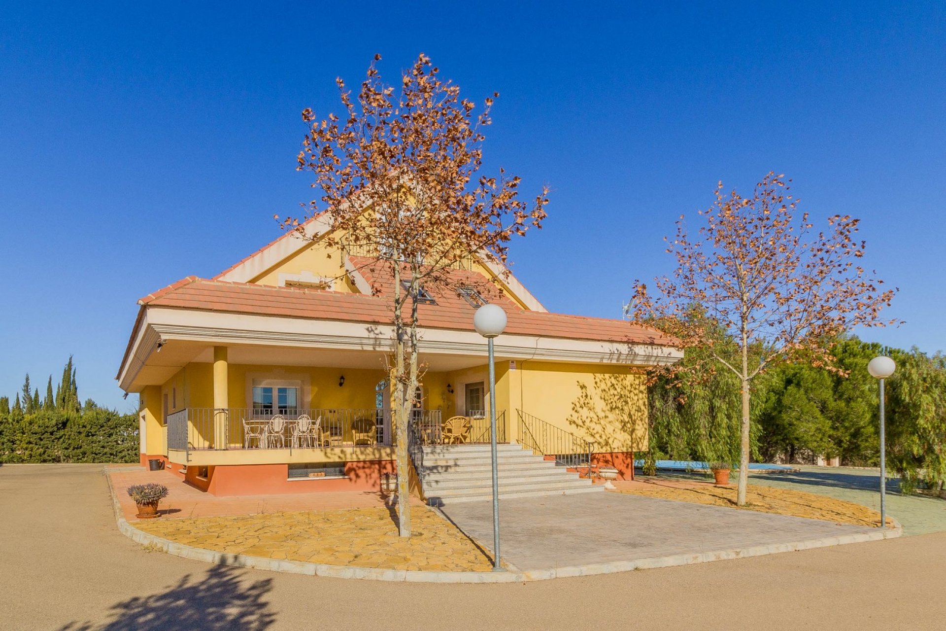 Revente - Villa -
Yecla - Inland