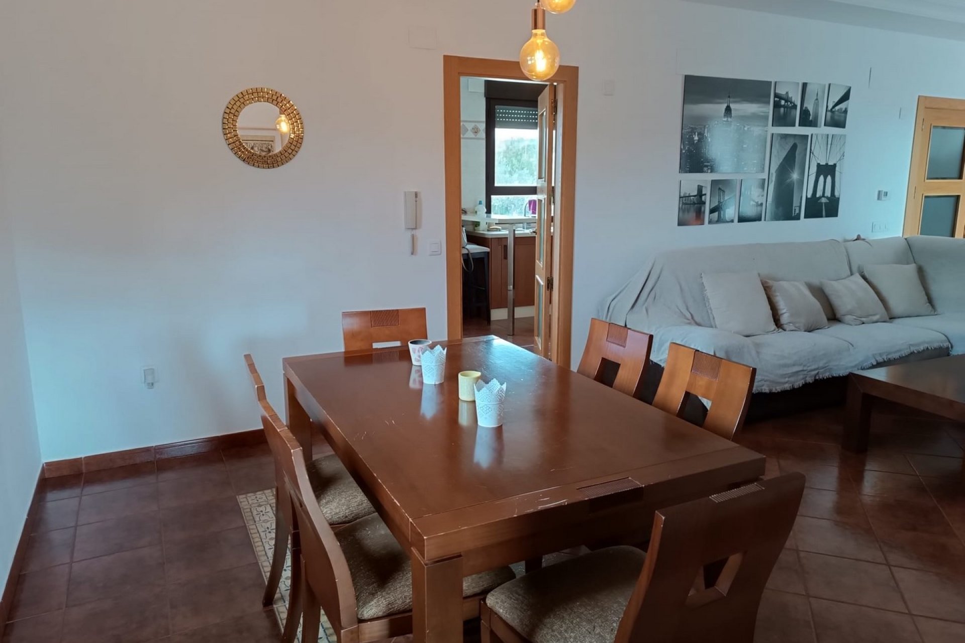 Revente - Villa -
Yecla - Inland