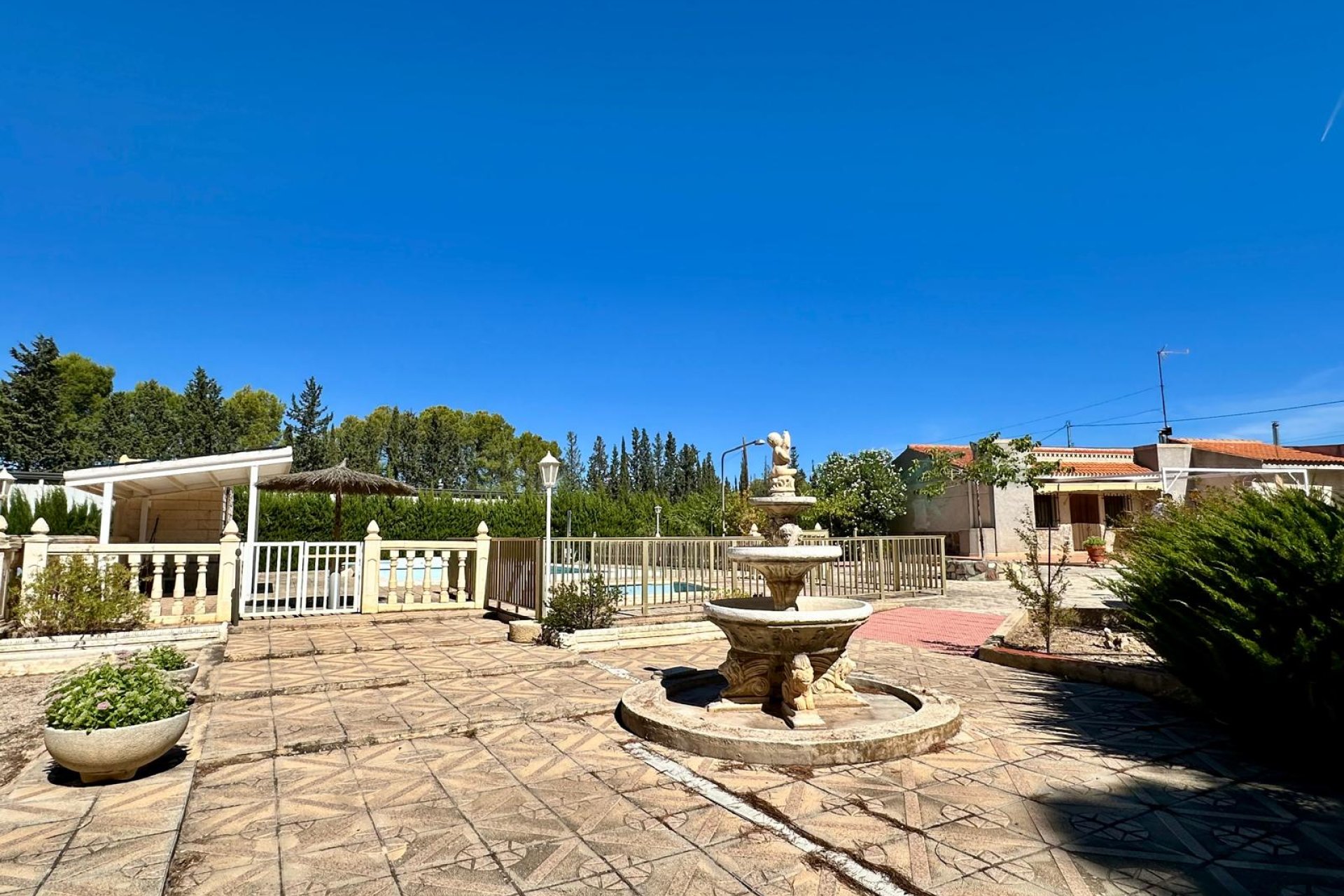 Revente - Villa -
Yecla - Inland