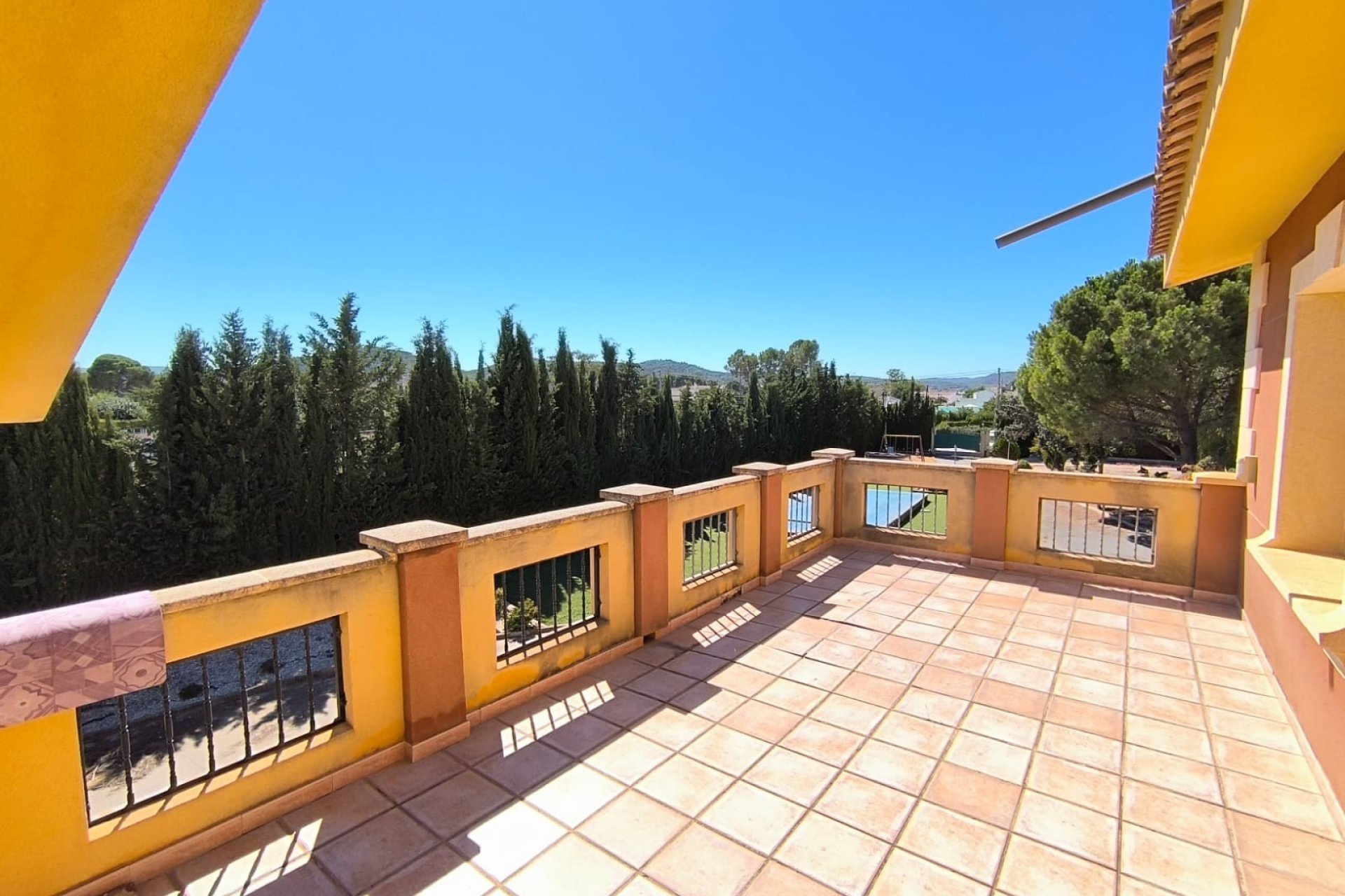 Revente - Villa -
Yecla - Inland