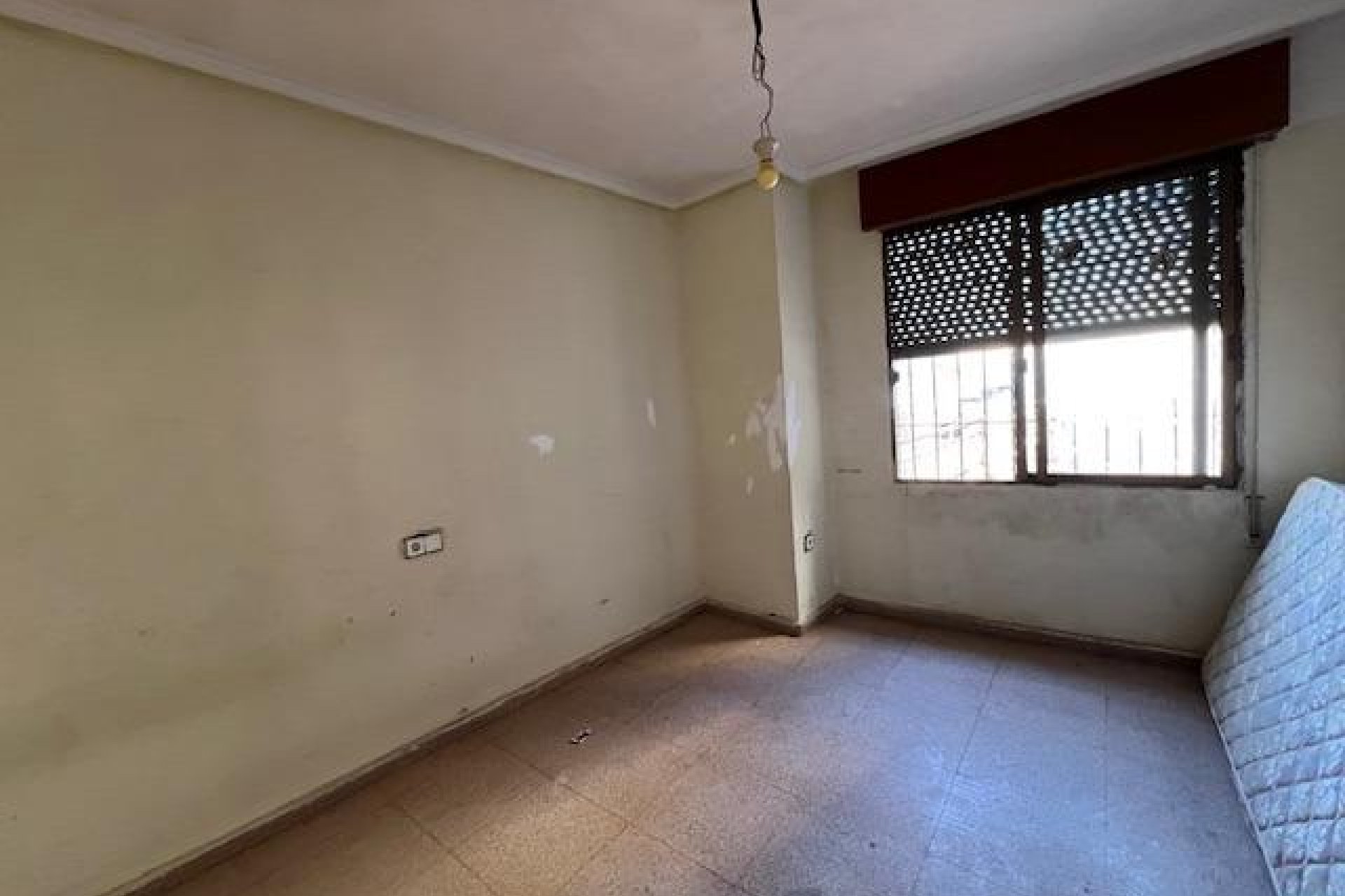 Revânzare - Casă înșiruită -
Catral - Comunidad Valenciana