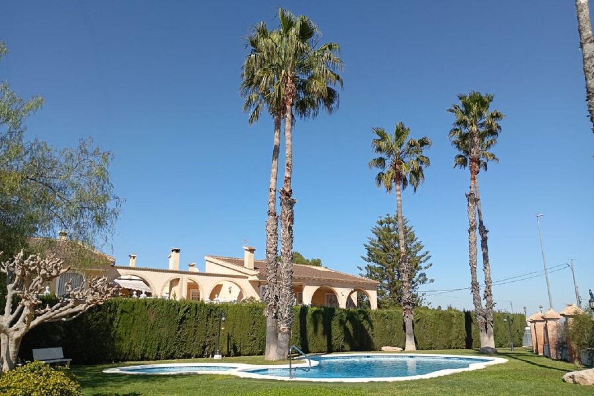 Revânzare - Casă înșiruită -
Catral - Costa Blanca