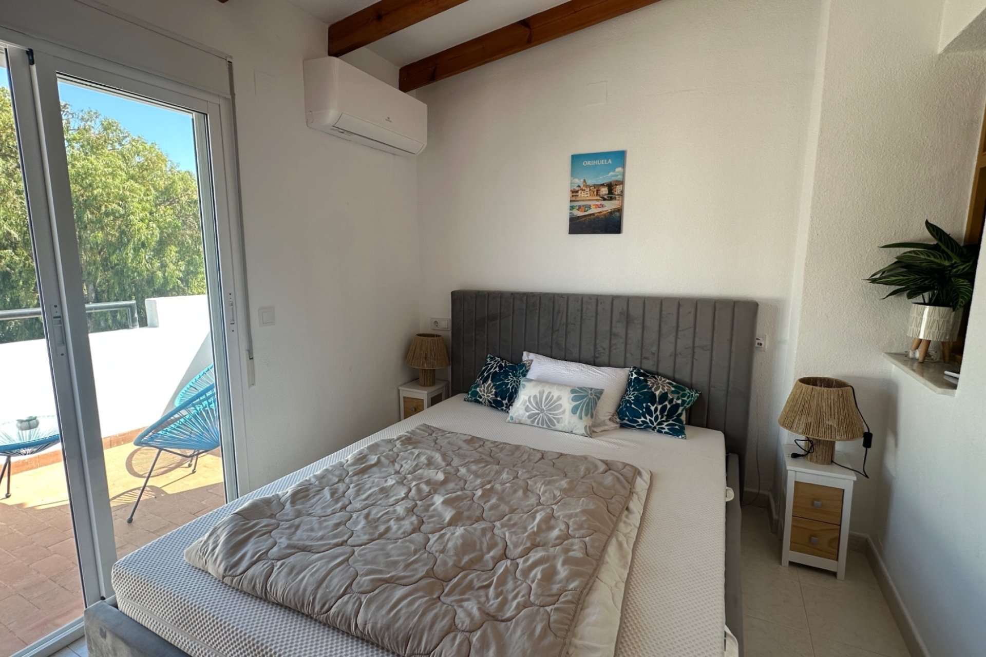 Revânzare - Casă înșiruită -
La Mata - Costa Blanca