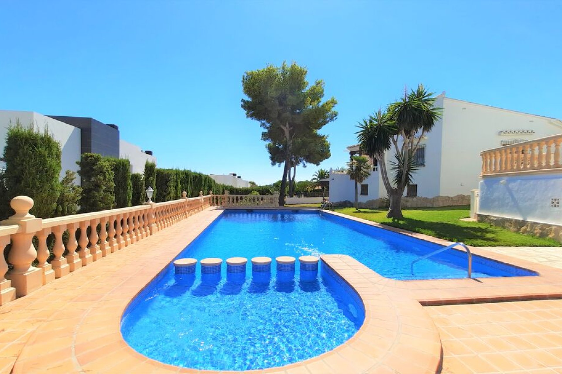Revânzare - Casă înșiruită -
Moraira - Costa Blanca