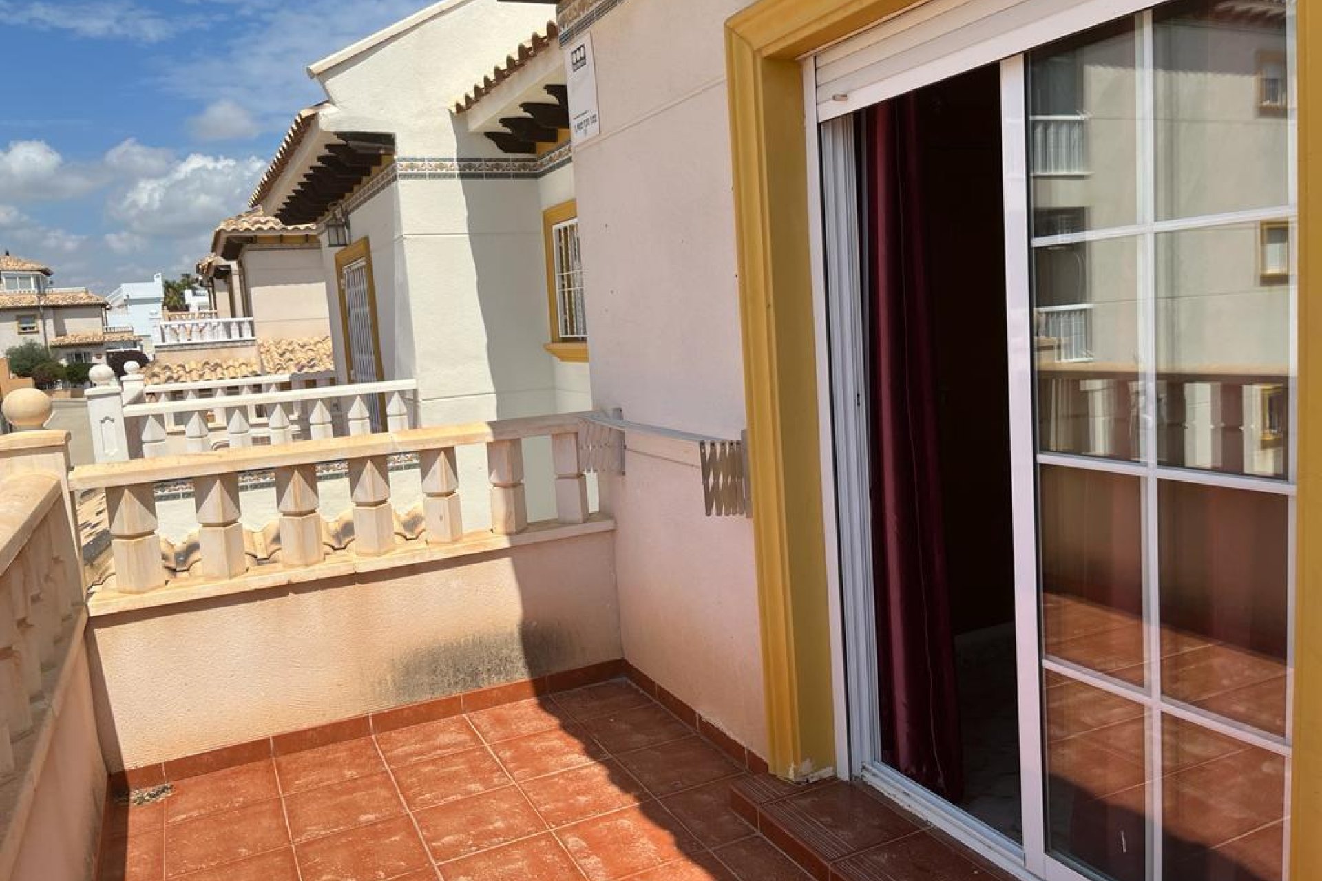 Revânzare - Casă înșiruită -
Orihuela Costa - Montezenia