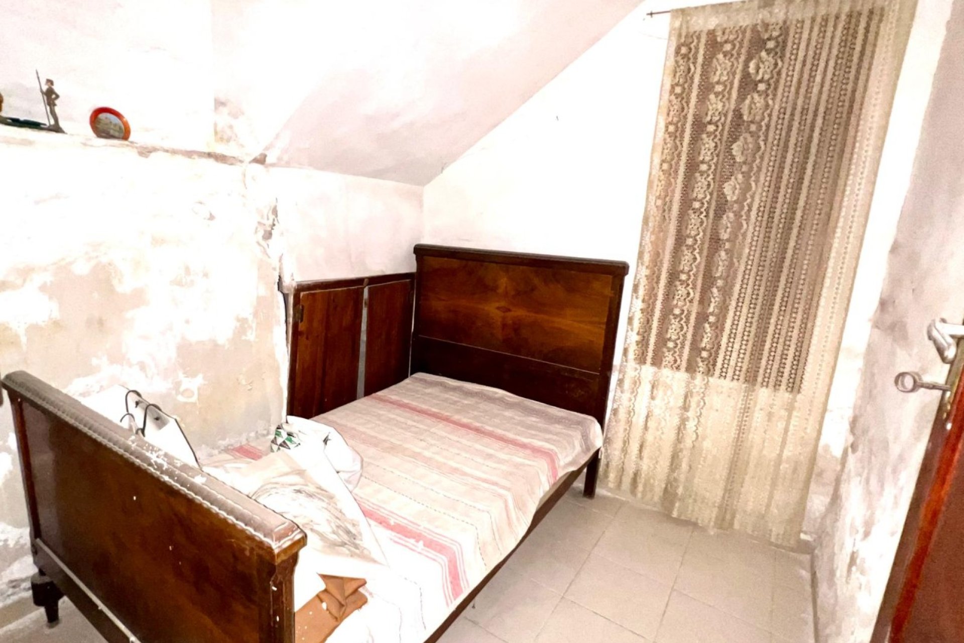 Revânzare - Casă înșiruită -
Pinoso - Inland