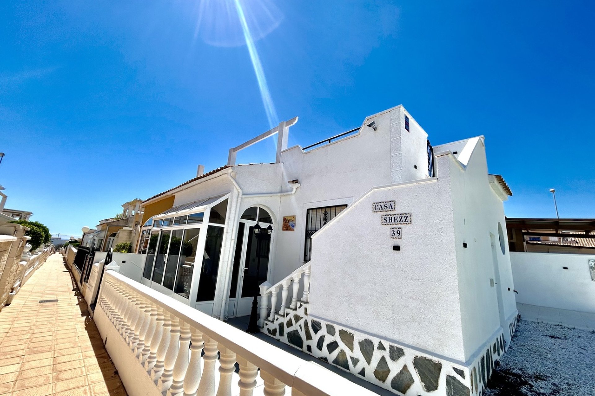 Revânzare - Casă înșiruită -
Punta Prima - Costa Blanca