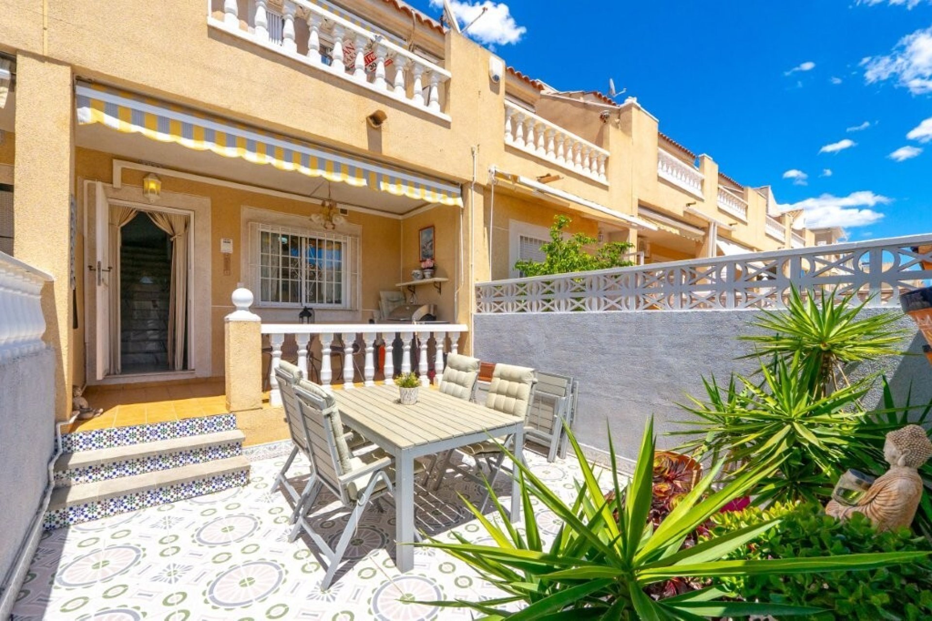 Revânzare - Casă înșiruită -
Torrevieja - Aguas Nuevas