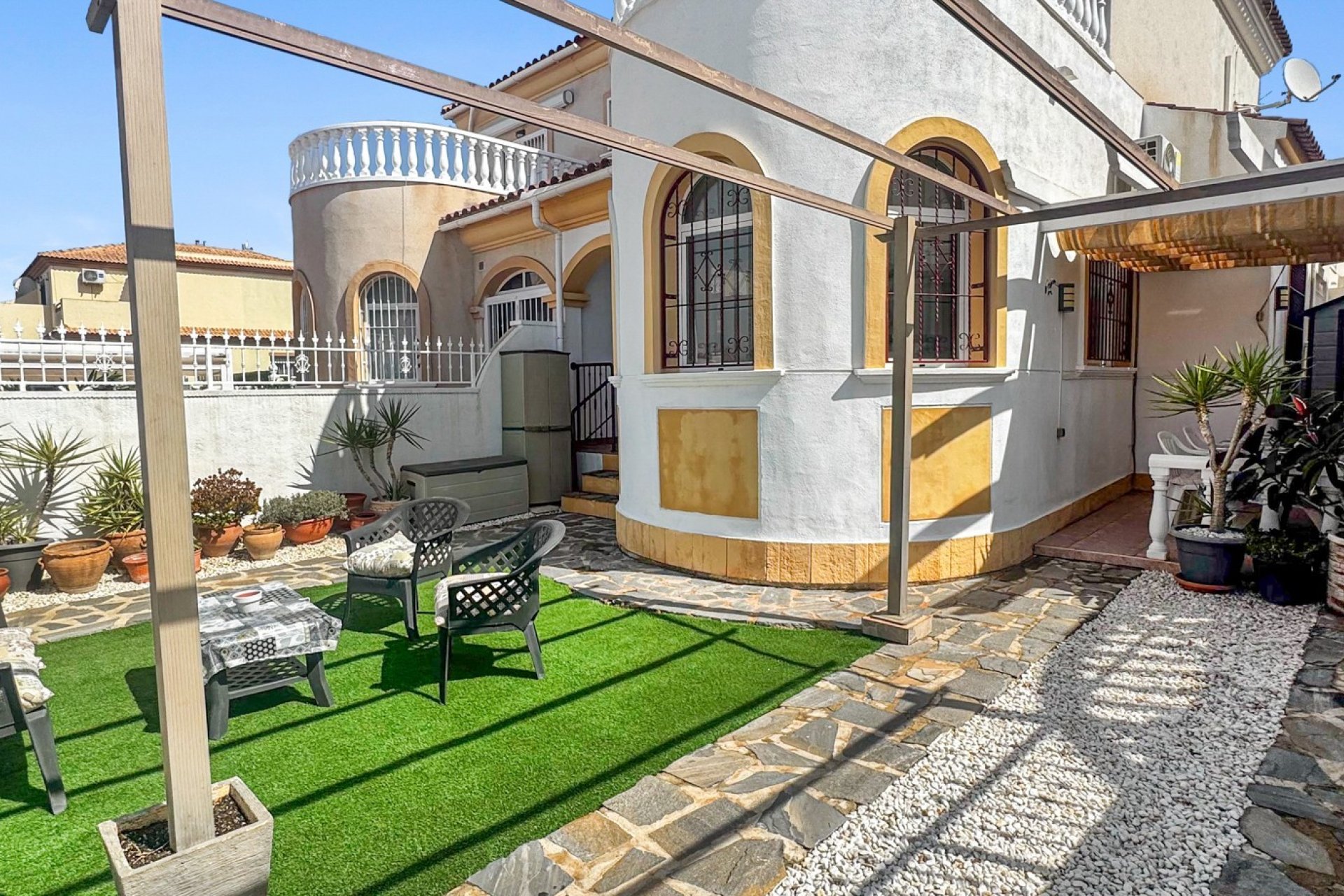 Revânzare - Casă înșiruită -
Torrevieja - Costa Blanca