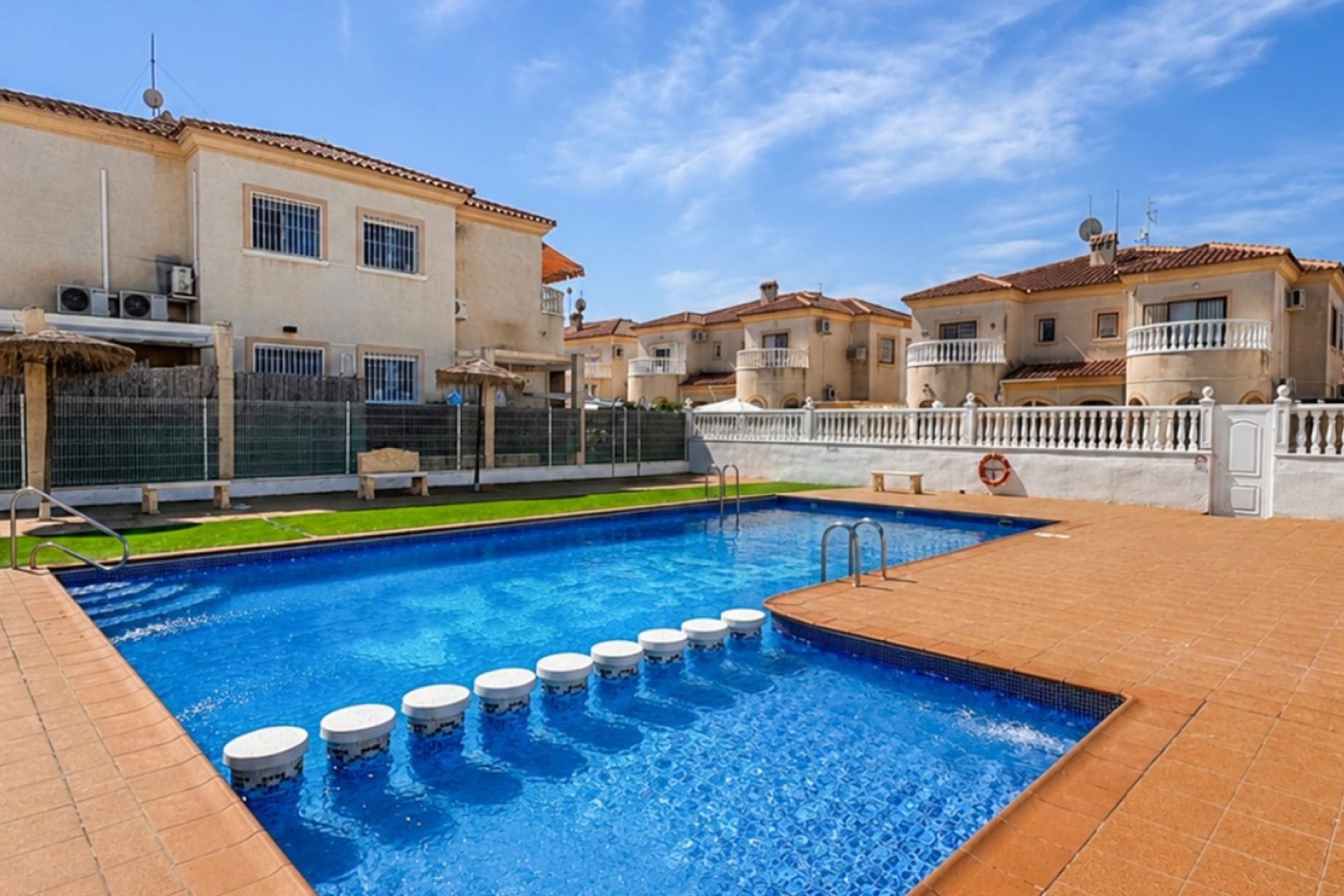 Revânzare - Casă înșiruită -
Torrevieja - Costa Blanca