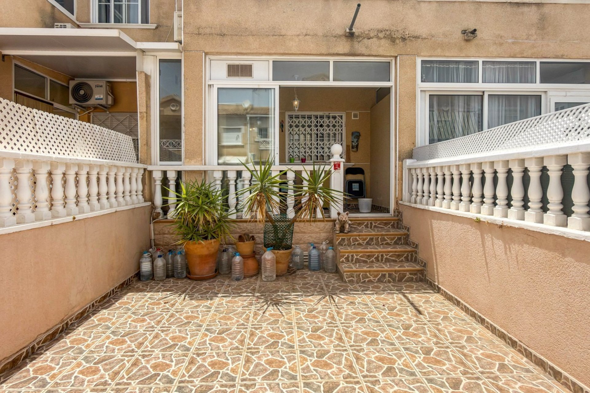 Revânzare - Casă înșiruită -
Torrevieja - Costa Blanca