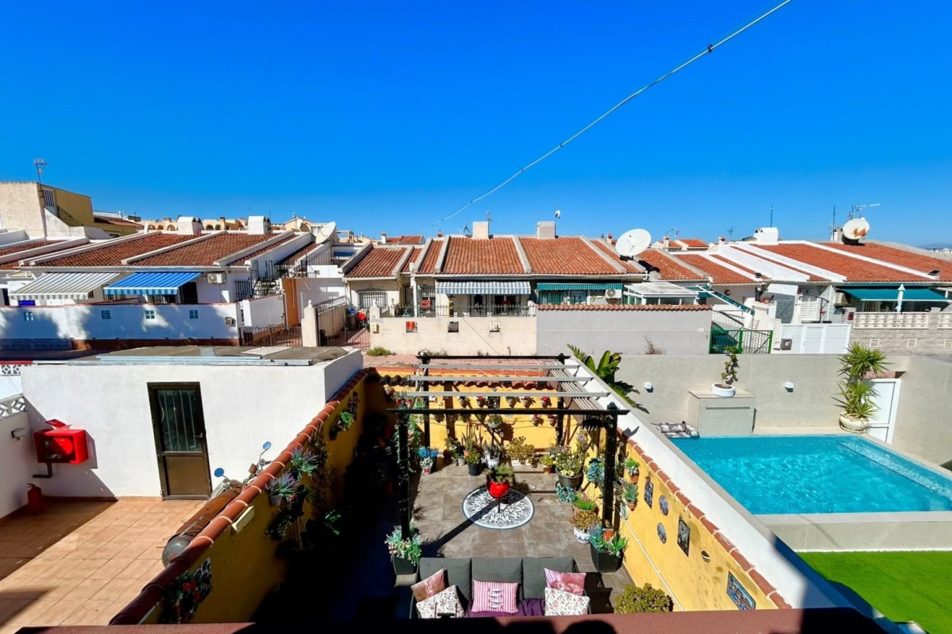 Revânzare - Casă înșiruită -
Torrevieja - Costa Blanca