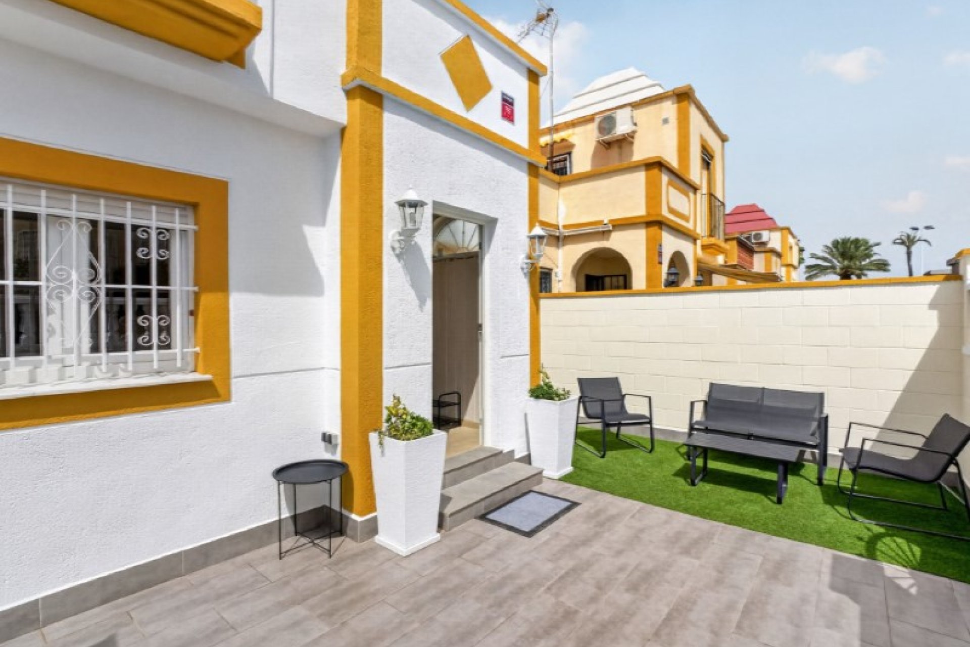 Revânzare - Casă înșiruită -
Torrevieja - Costa Blanca