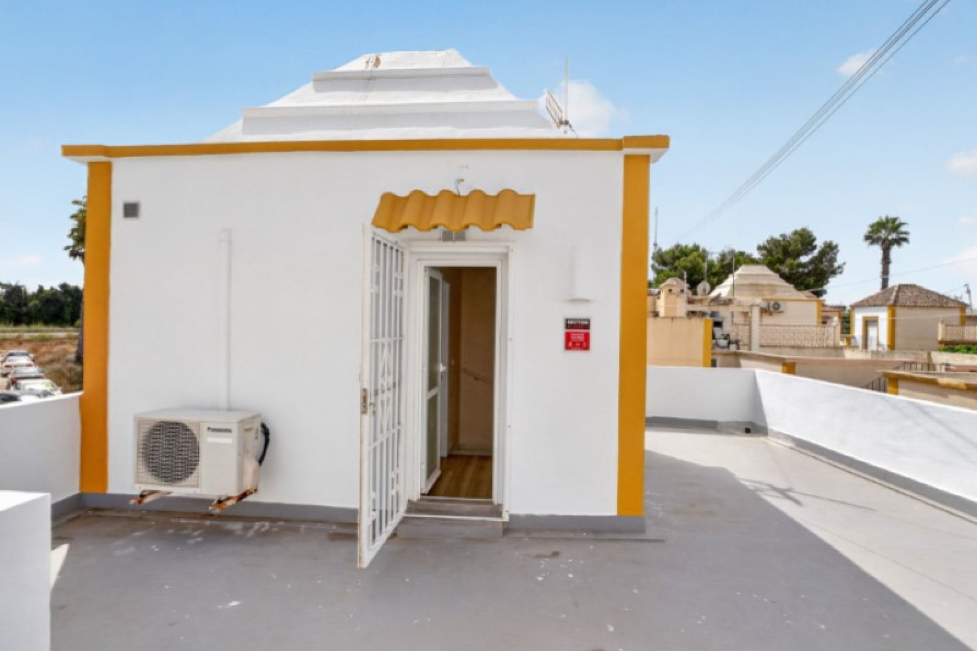 Revânzare - Casă înșiruită -
Torrevieja - Costa Blanca