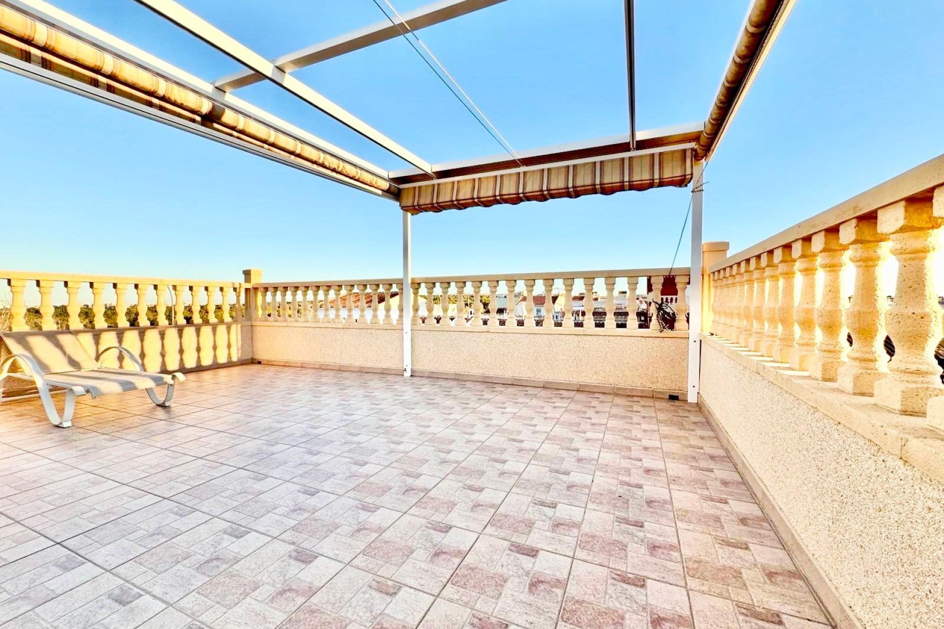 Revânzare - Casă înșiruită -
Torrevieja - Costa Blanca