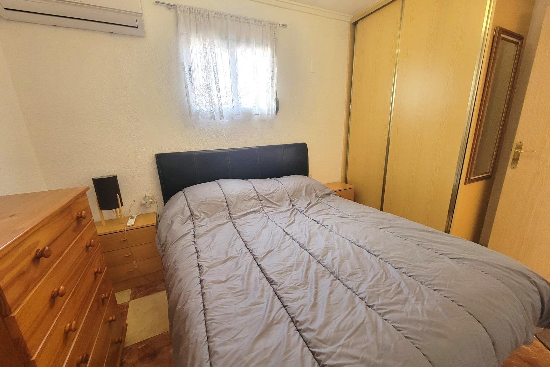 Revânzare - Casă înșiruită -
Torrevieja - El Chaparral