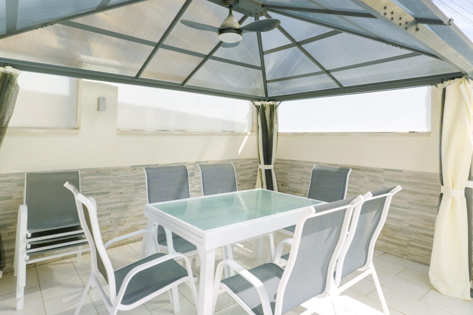 Revânzare - Casă înșiruită -
Torrevieja - Punta Prima