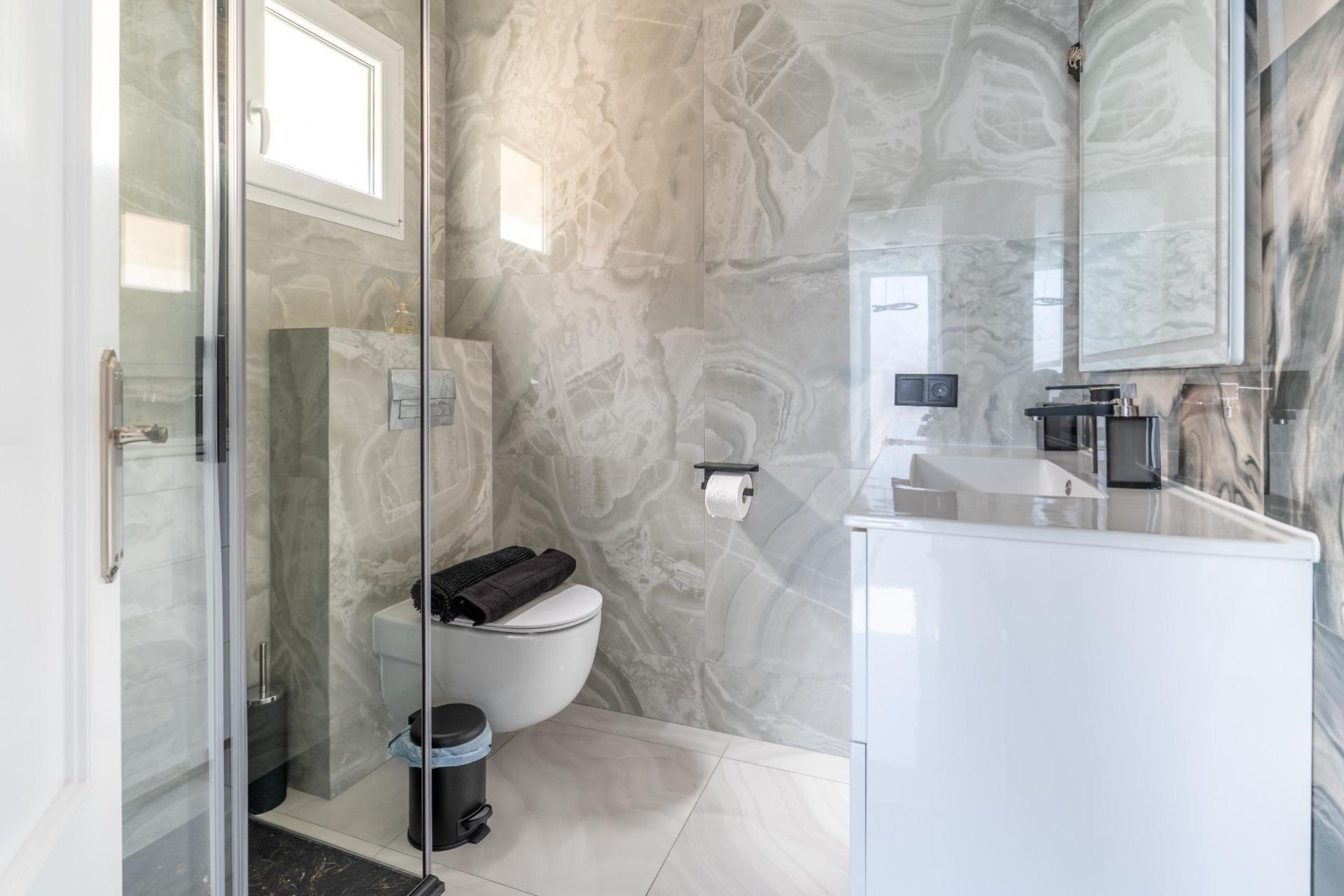 Revânzare - Casă înșiruită -
Torrevieja - Punta Prima