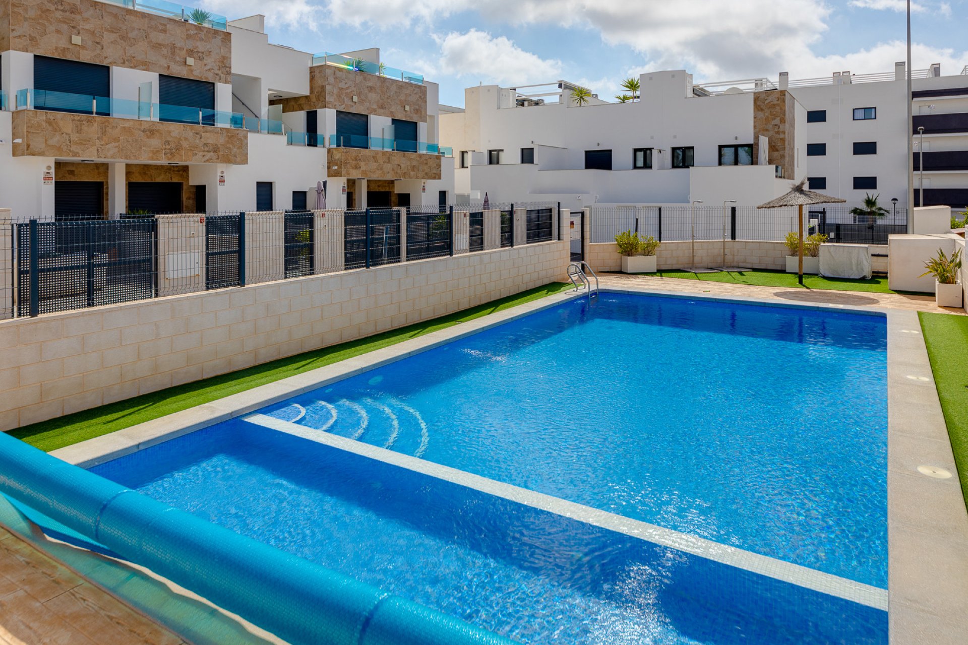 Revânzare - Casă înșiruită -
Villamartin - Costa Blanca