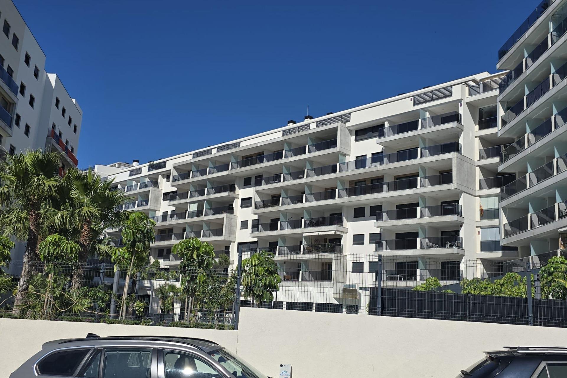 Revânzare - Mansardă -
Campoamor - Dehesa De Campoamor